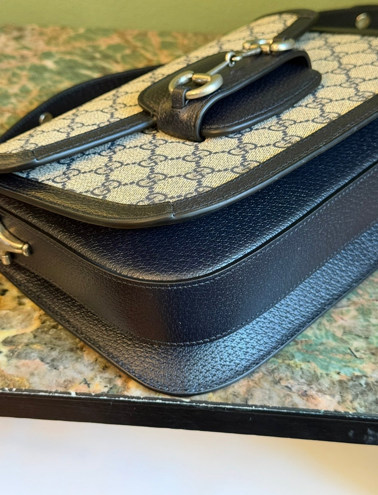 GUCCI NAVY HORSEBIT 1955 SHOULDER BAG
