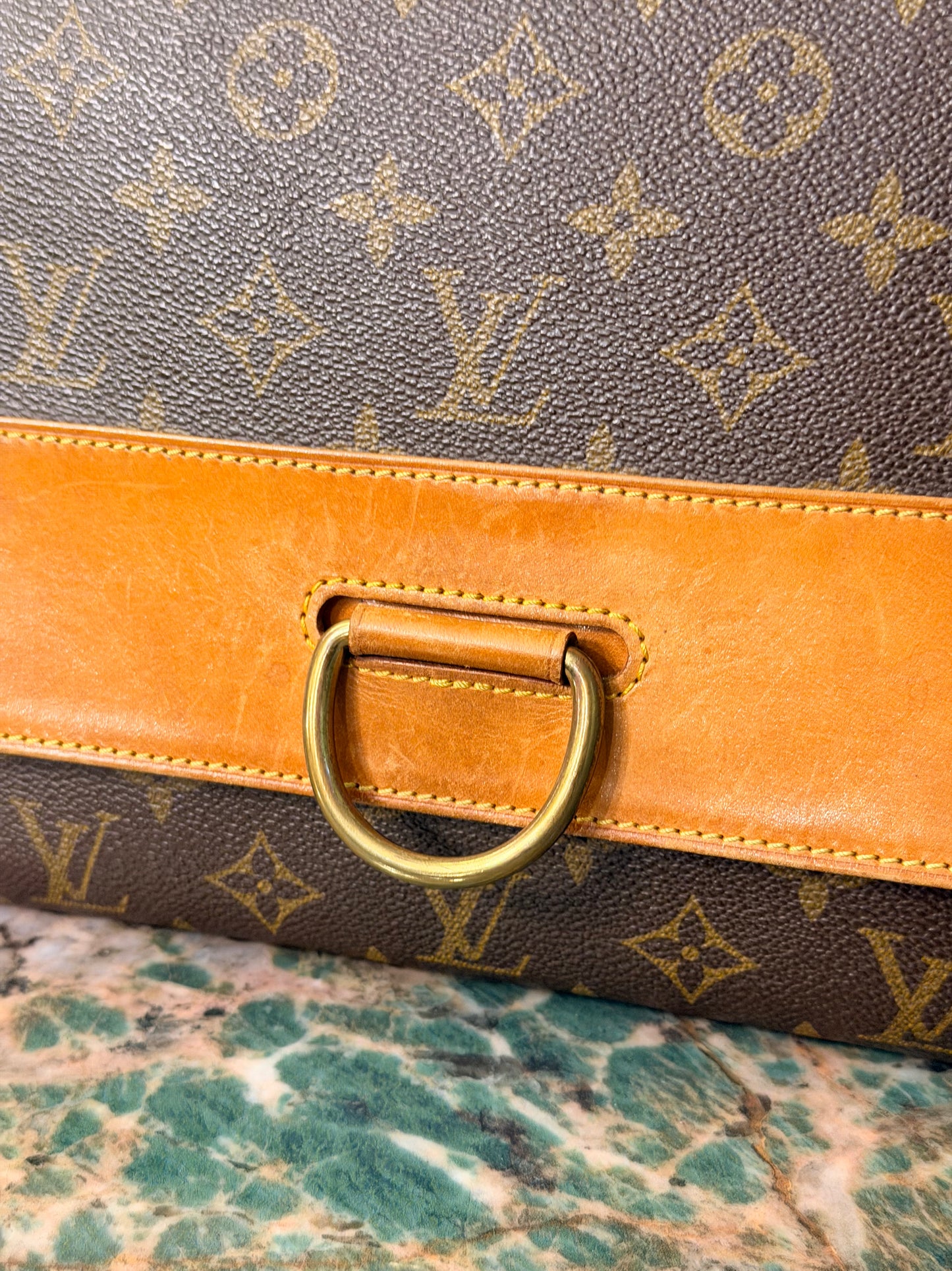 LOUIS VUITTON MONOGRAM FLAP POCHETTE