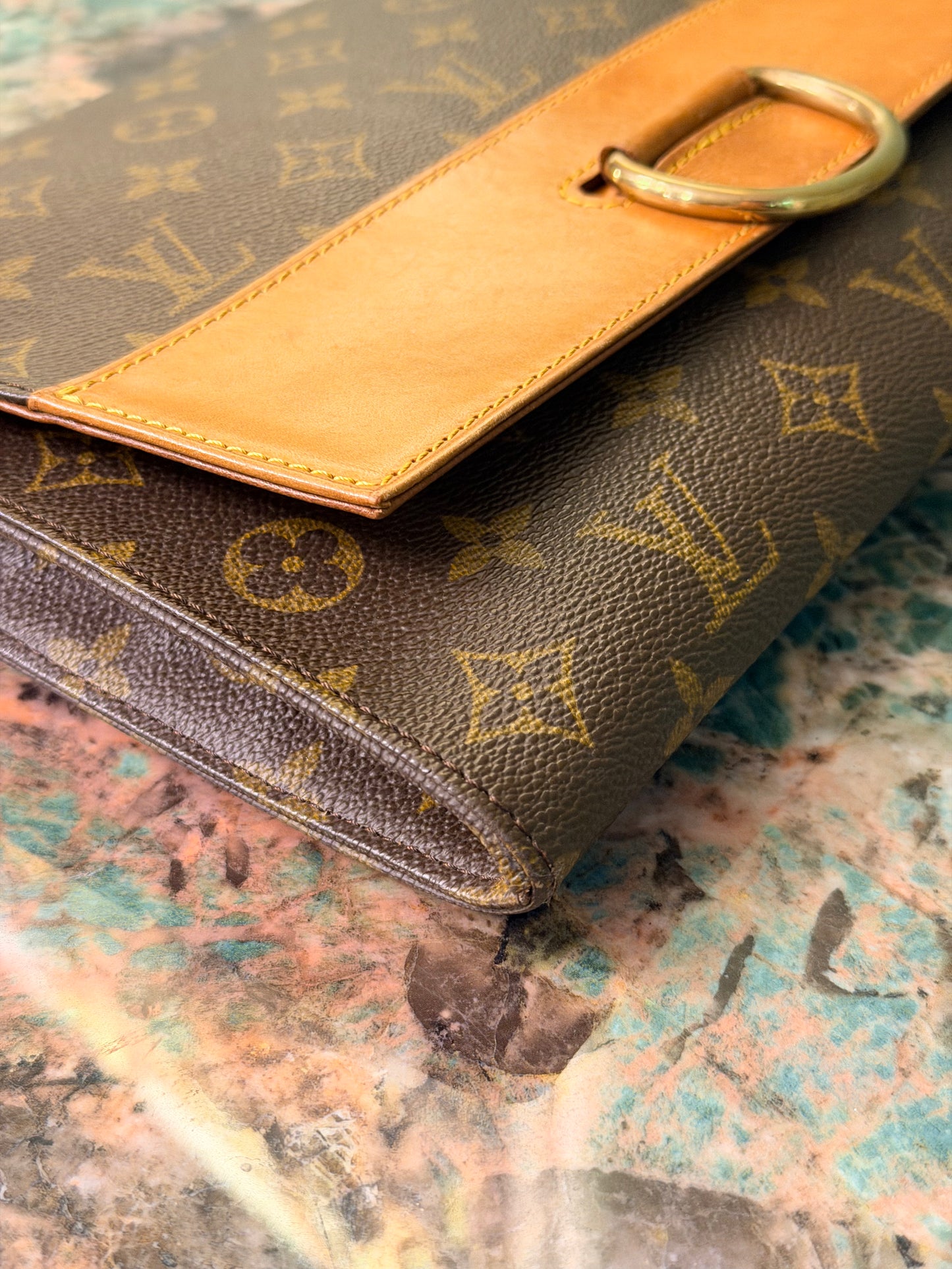 LOUIS VUITTON MONOGRAM FLAP POCHETTE