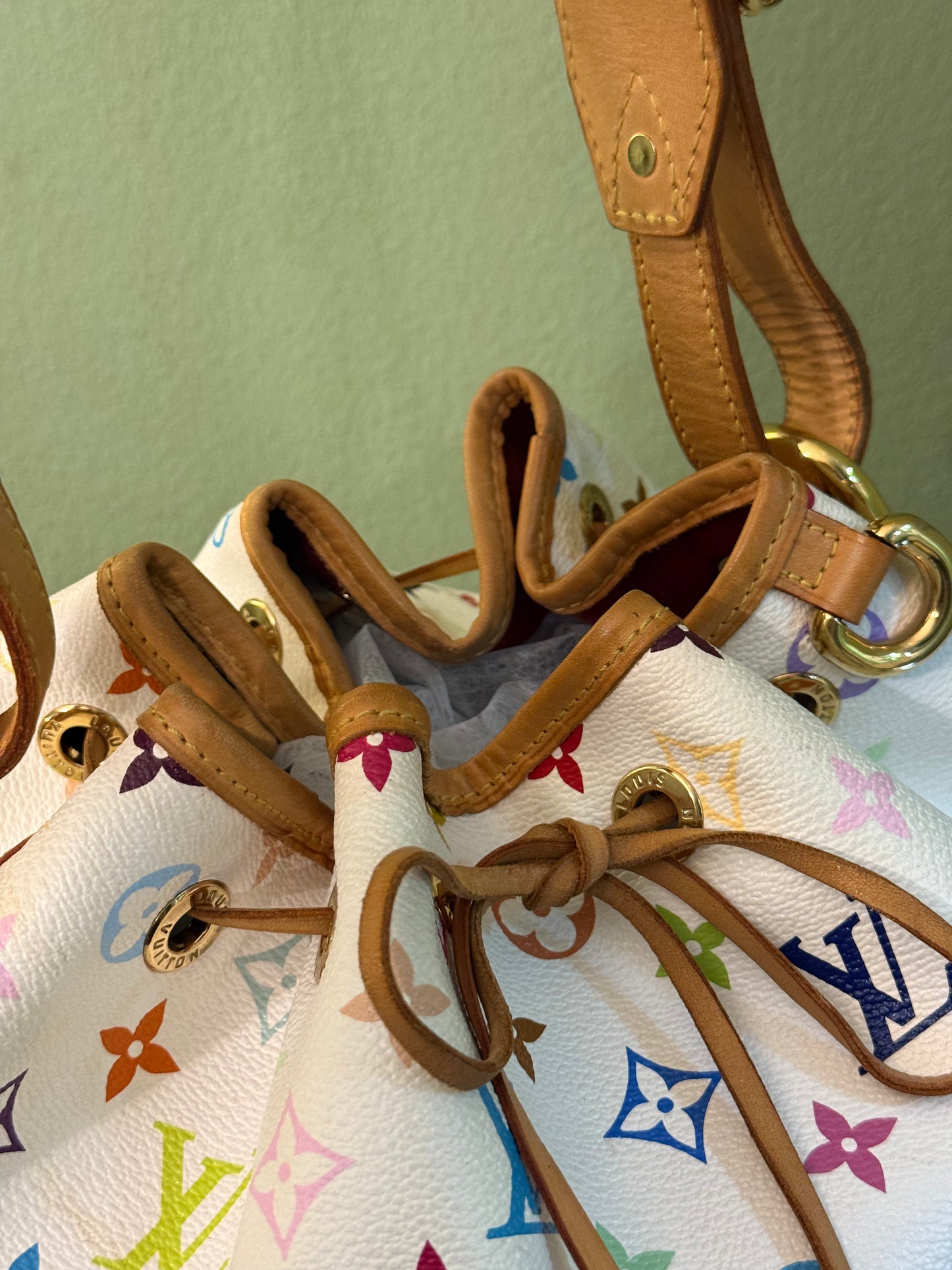 TAKASHI MURAKAMI X LOUIS VUITTON WHITE MULTICOLOR PETIT NOE BUCKET BAG