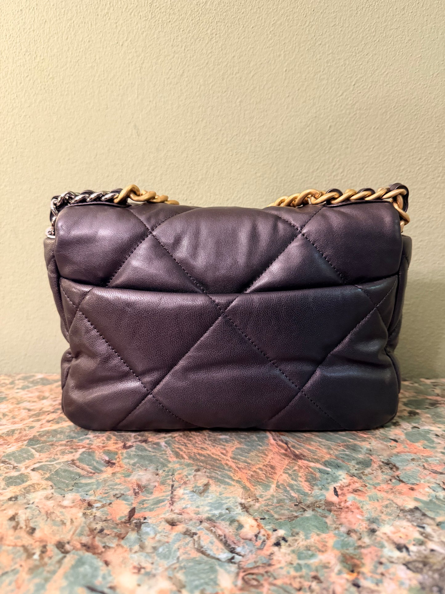 CHANEL BLACK SMALL 19 CROSSBODY BAG