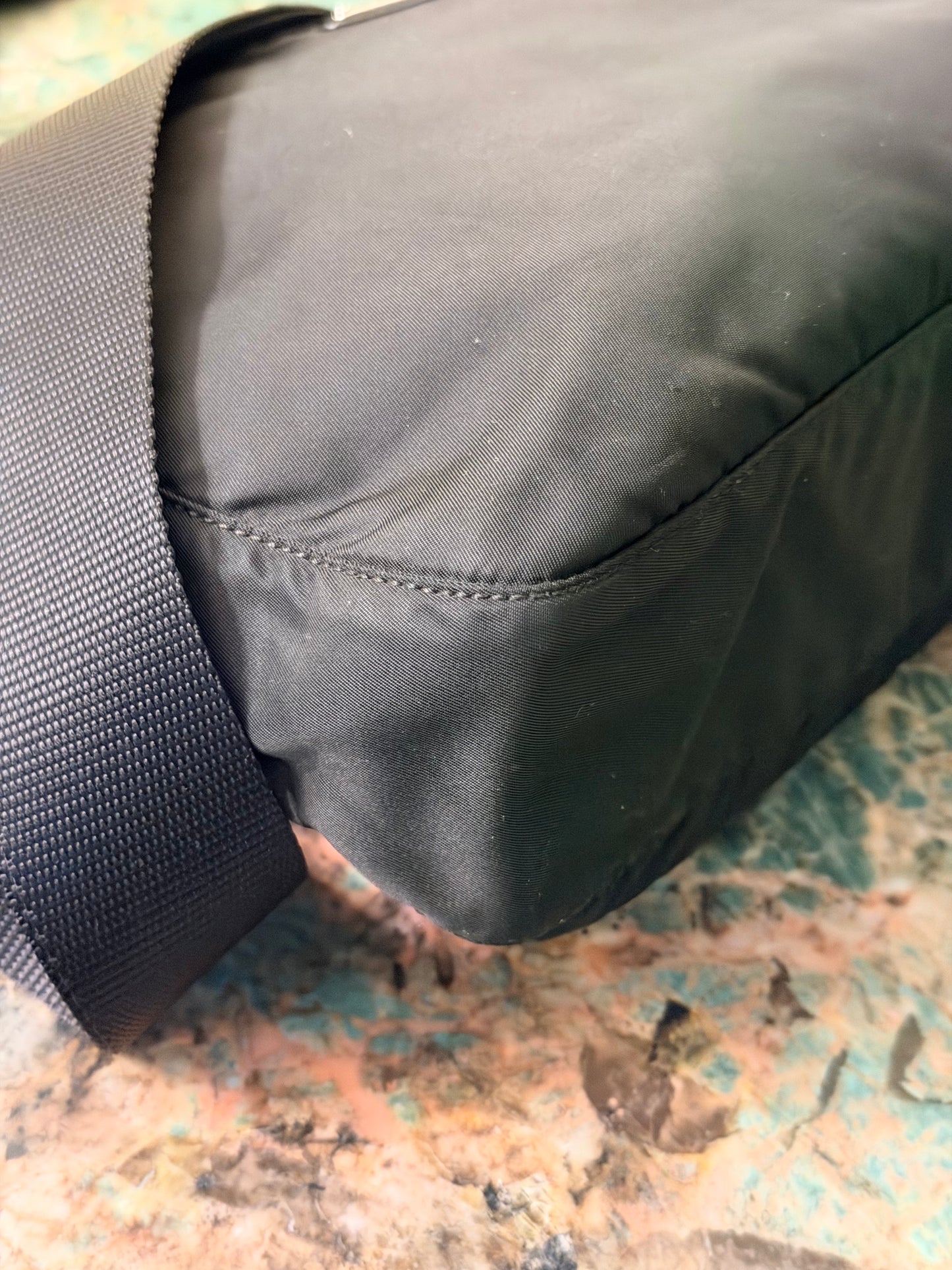 PRADA BLACK NYLON MEDIUM CROSSBODY BAG