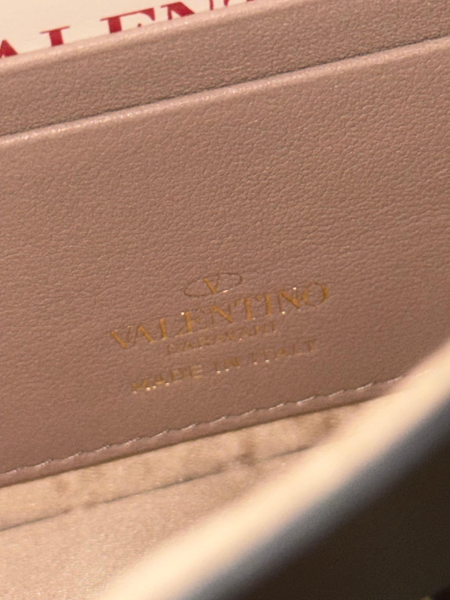 VALENTINO PINK ROCKSTUD ENVELOPE FLAT POCHETTE