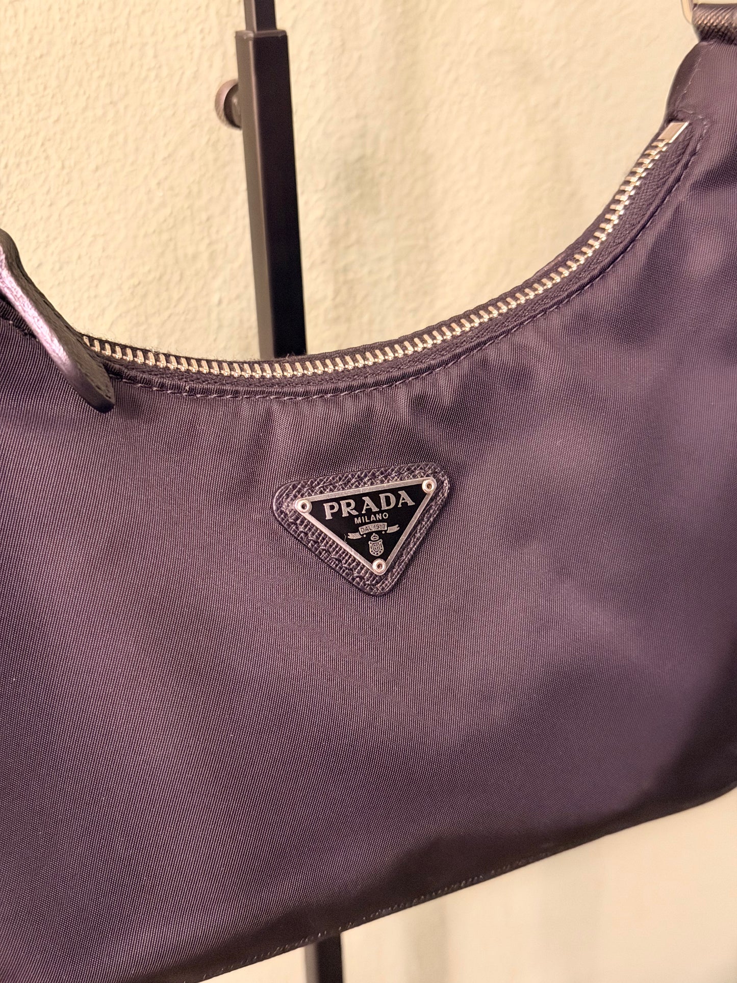 PRADA BLACK NYLON RE EDITION 2005 CROSSBODY BAG