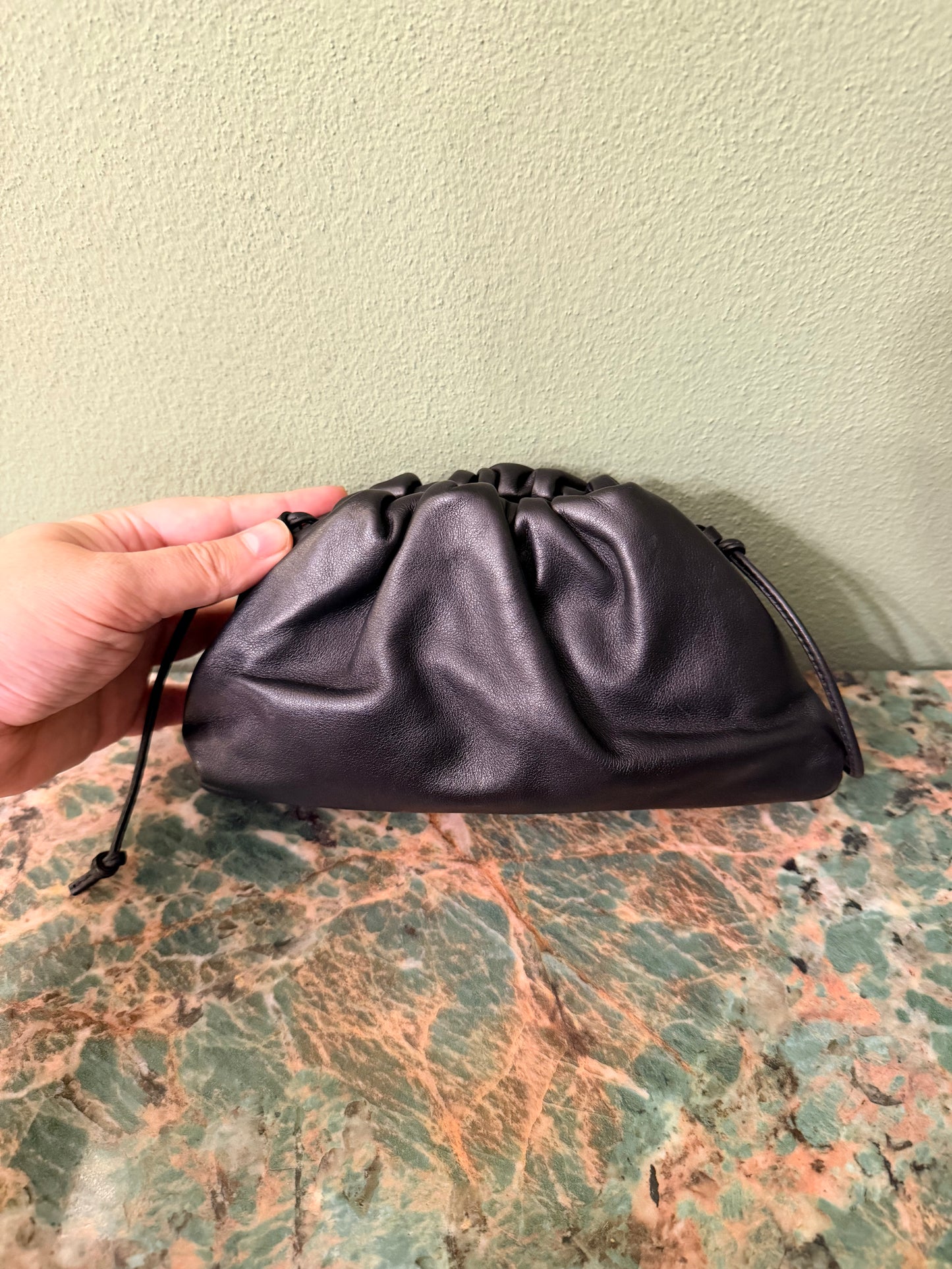 BOTTEGA VENETA BLACK MINI POUCH CROSSBODY BAG
