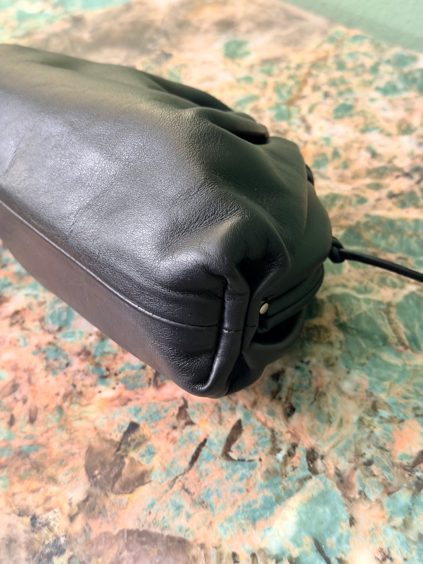 BOTTEGA VENETA BLACK MINI POUCH CROSSBODY BAG