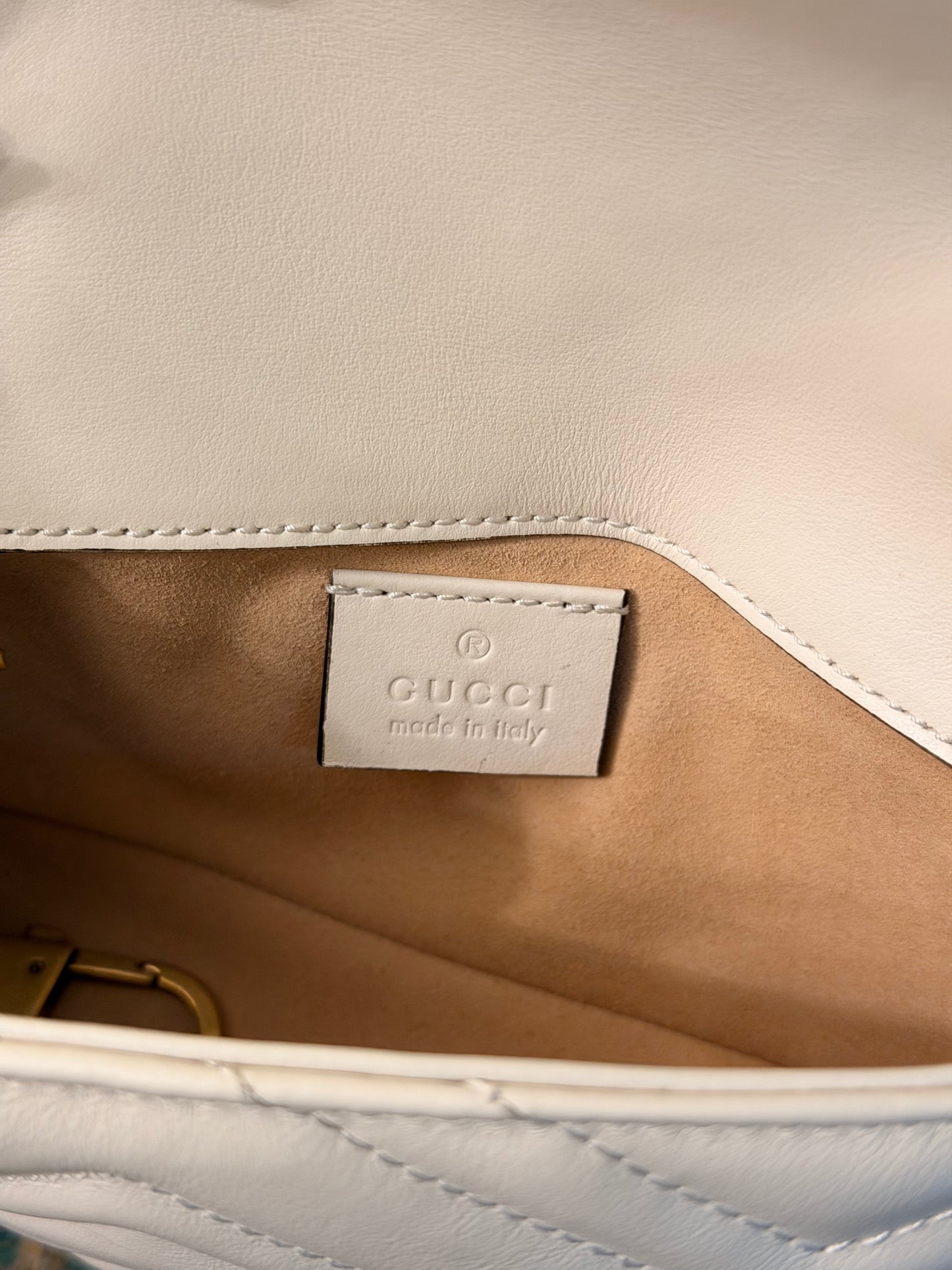 GUCCI CREAM MINI MARMONT CROSSBODY BAG
