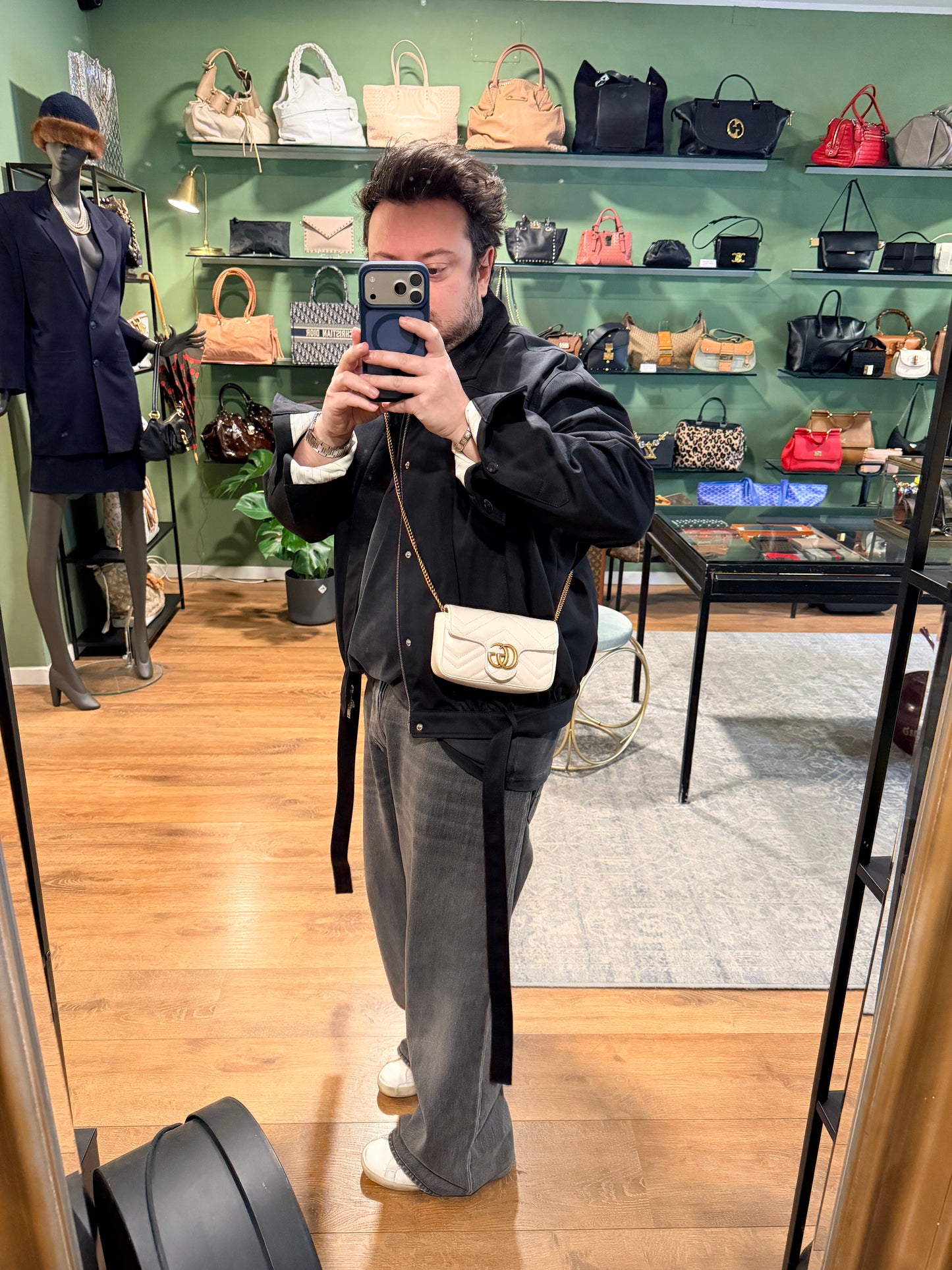GUCCI CREAM MINI MARMONT CROSSBODY BAG