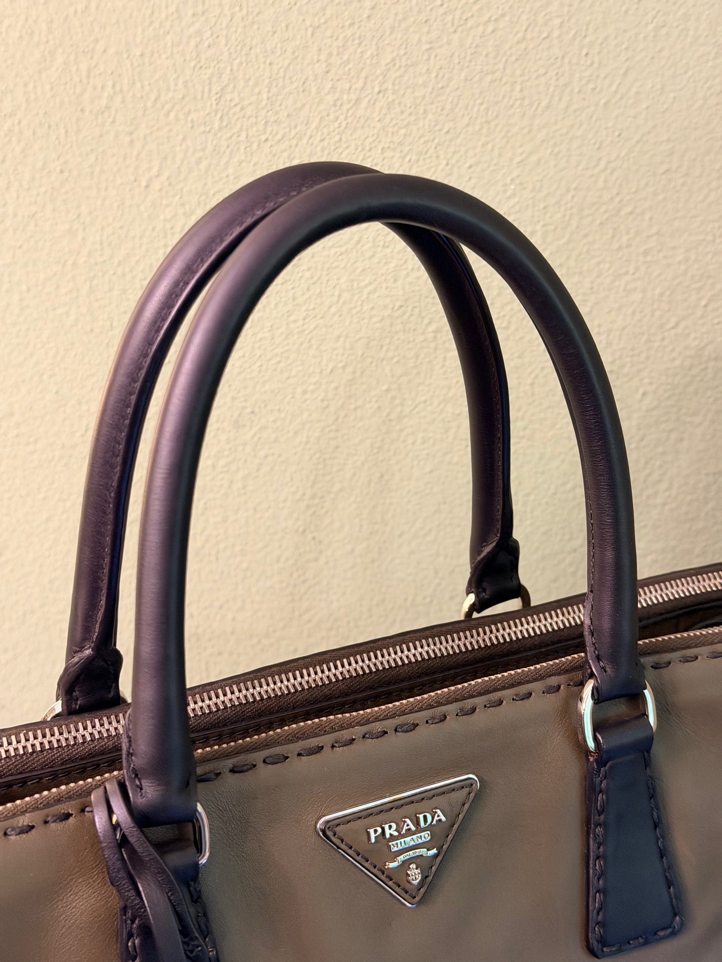PRADA HAND STITCHED BI COLOR MEDIUM GALLERIA HANDBAG