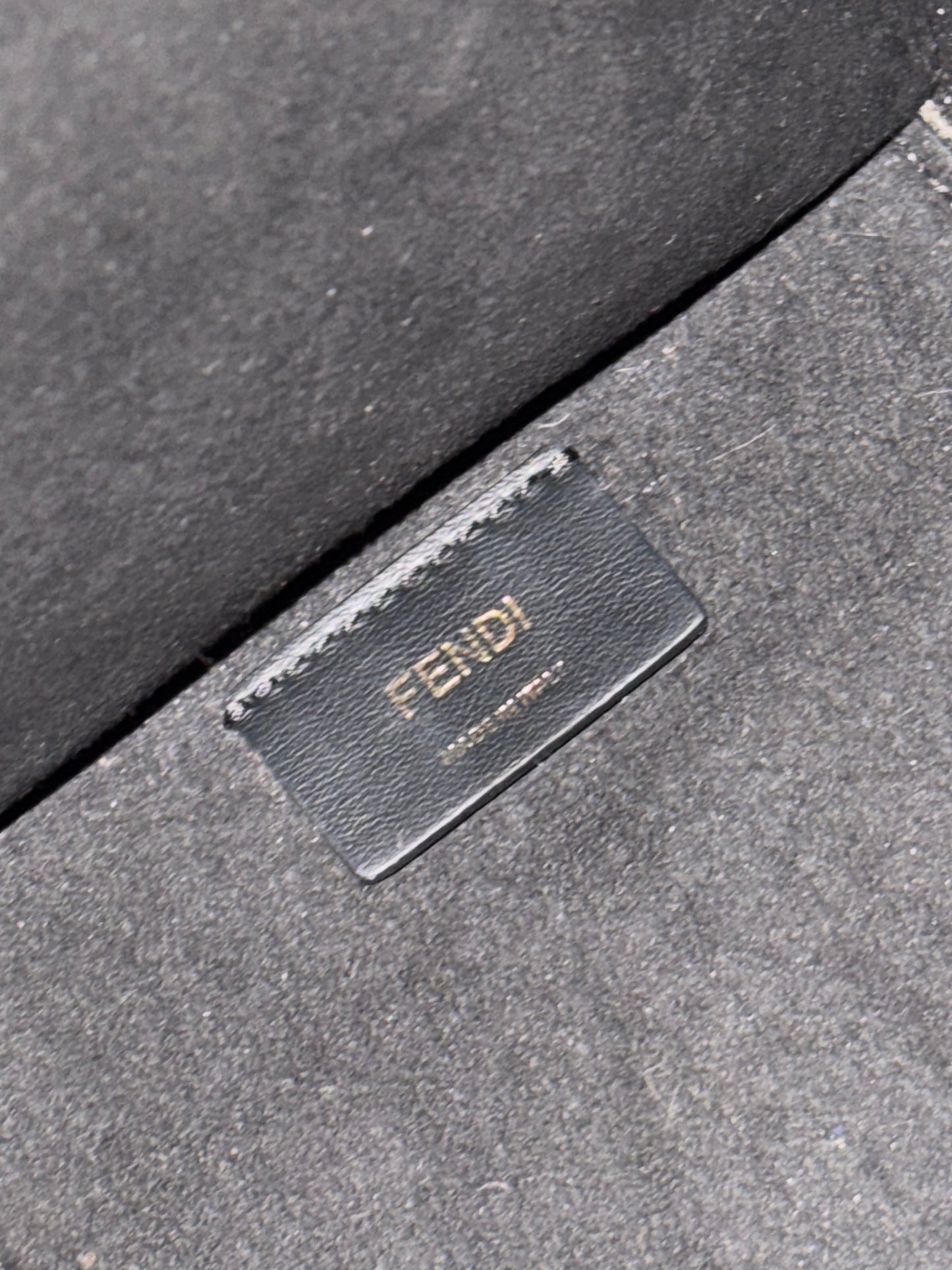 FENDI BLACK MEDIUM SUNSHINE HANDBAG