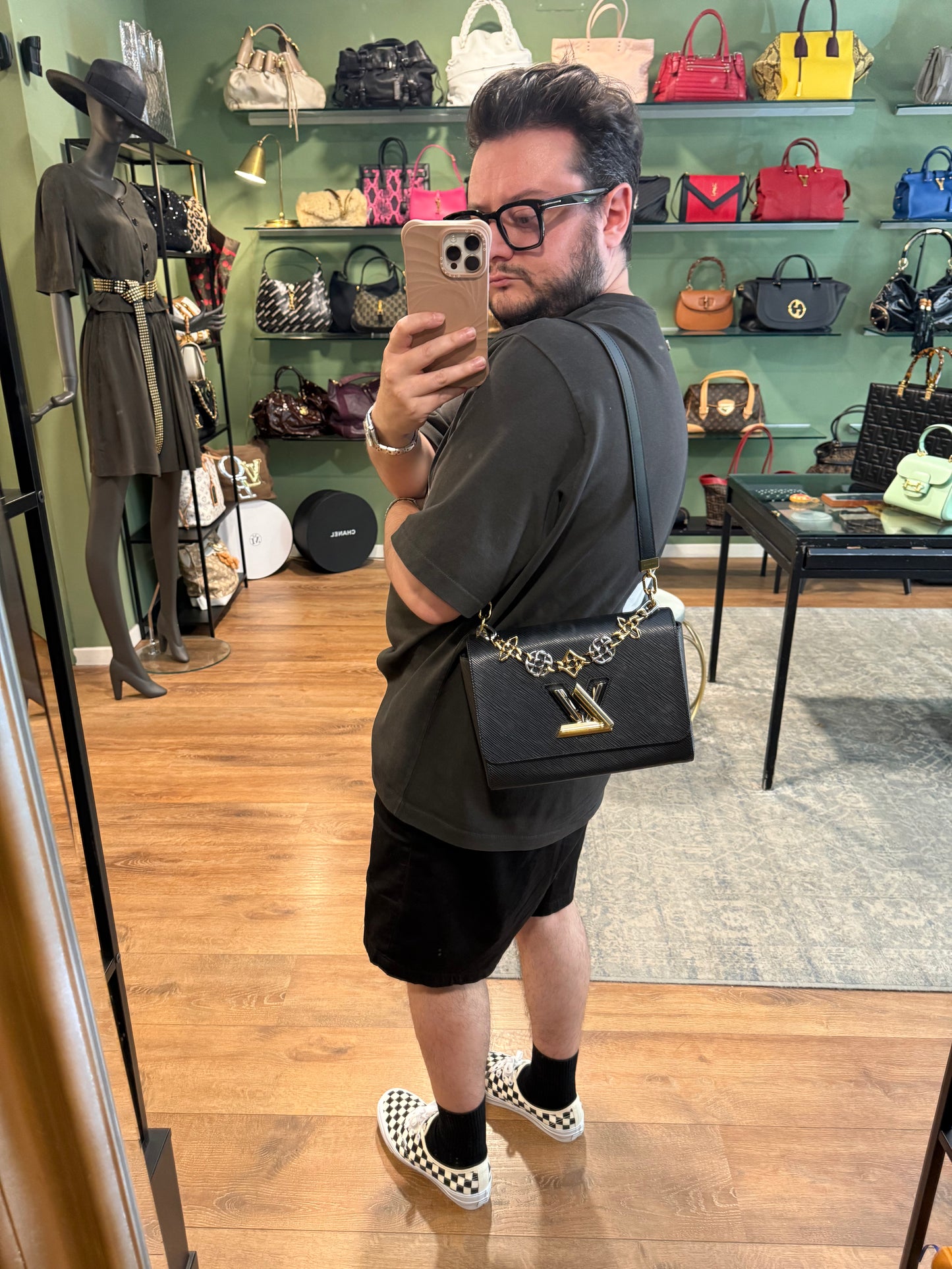 LOUIS VUITTON BLACK EPI LIMITED EDITION TWIST SHOULDER BAG
