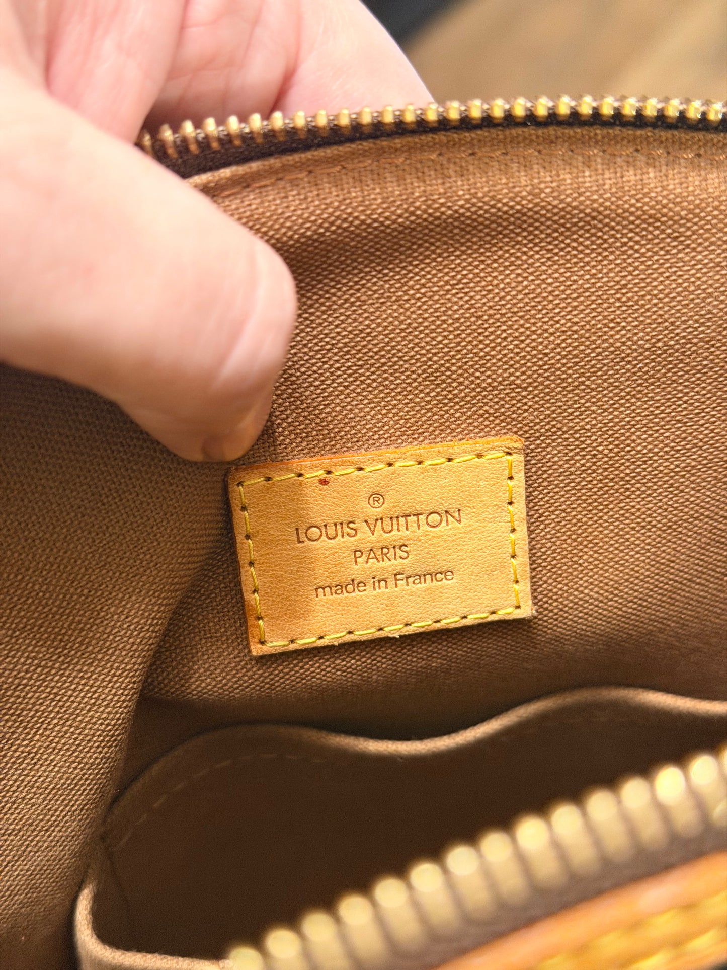 LOUIS VUITTON MONOGRAM LOCK IT PM HANDBAG