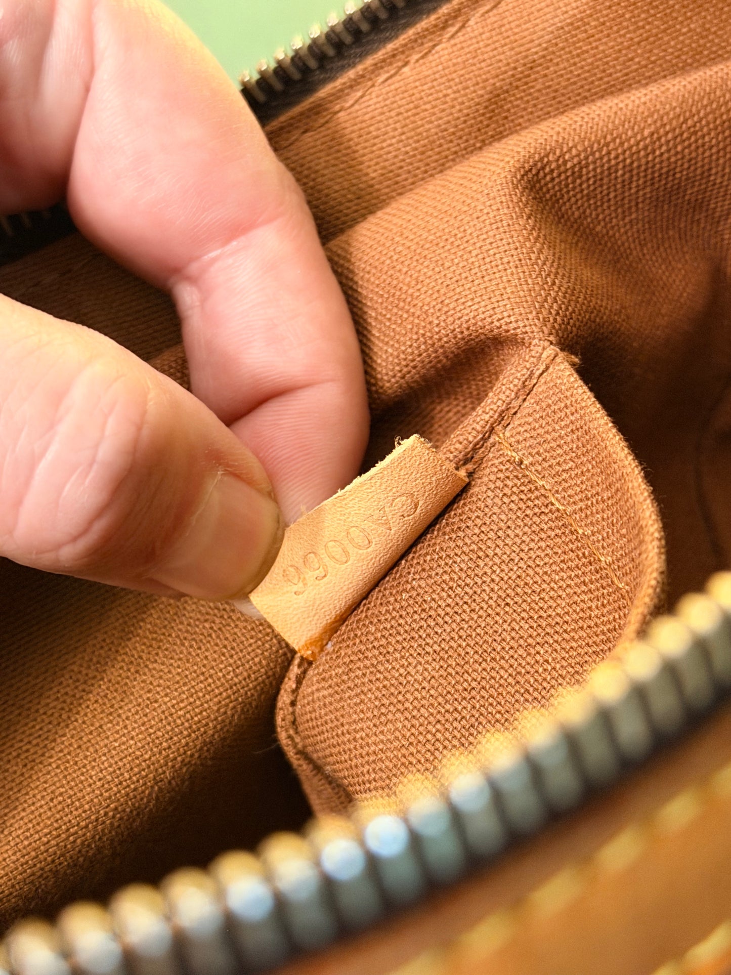 LOUIS VUITTON MONOGRAM TULUM SHOULDER BAG