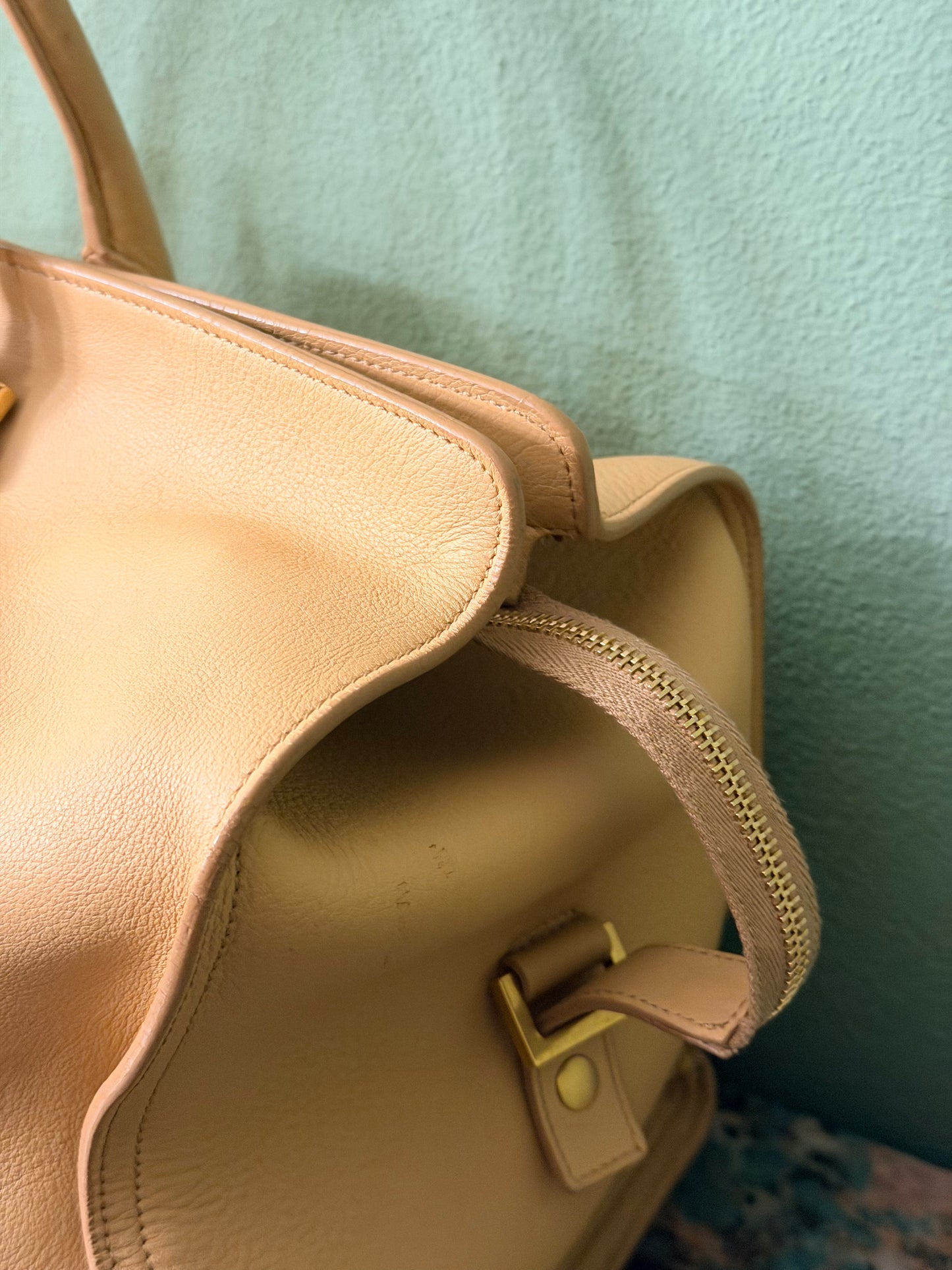 SAINT LAURENT BUTTER YELLOW LARGE CABAS CHIC HANDBAG