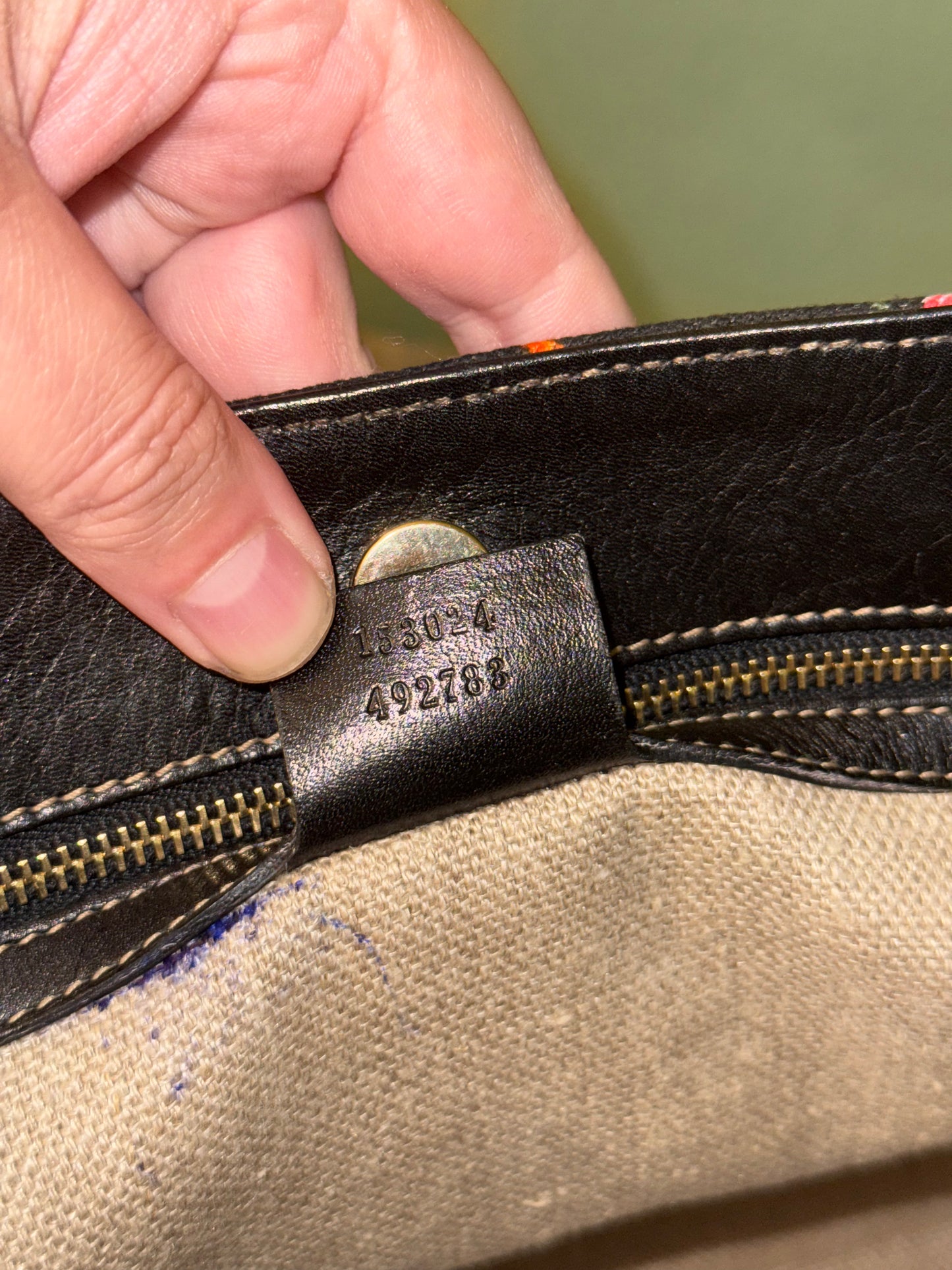 GUCCI BLACK FLORA HANDBAG
