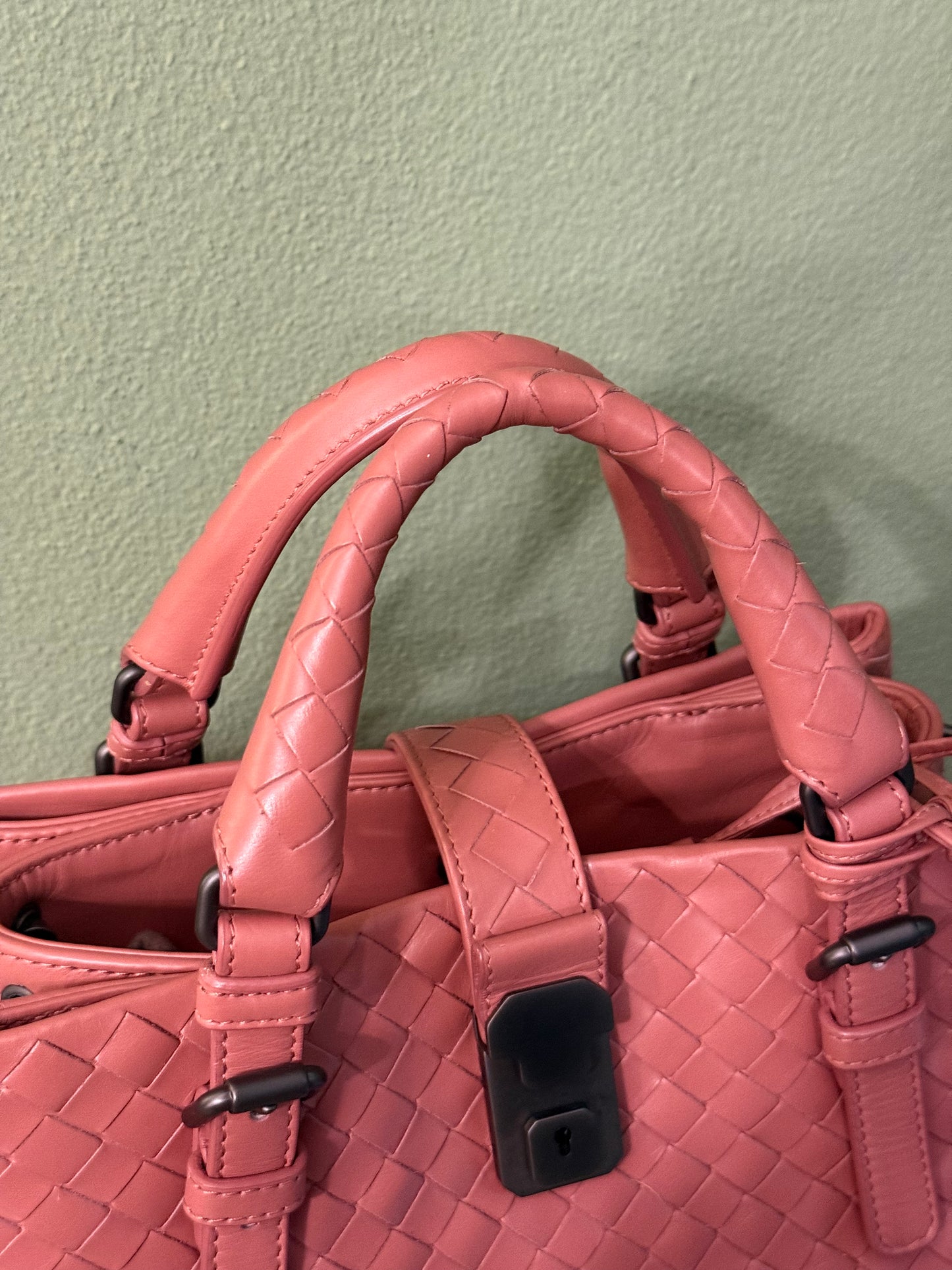BOTTEGA VENETA PINK MINI ROMA HANDBAG