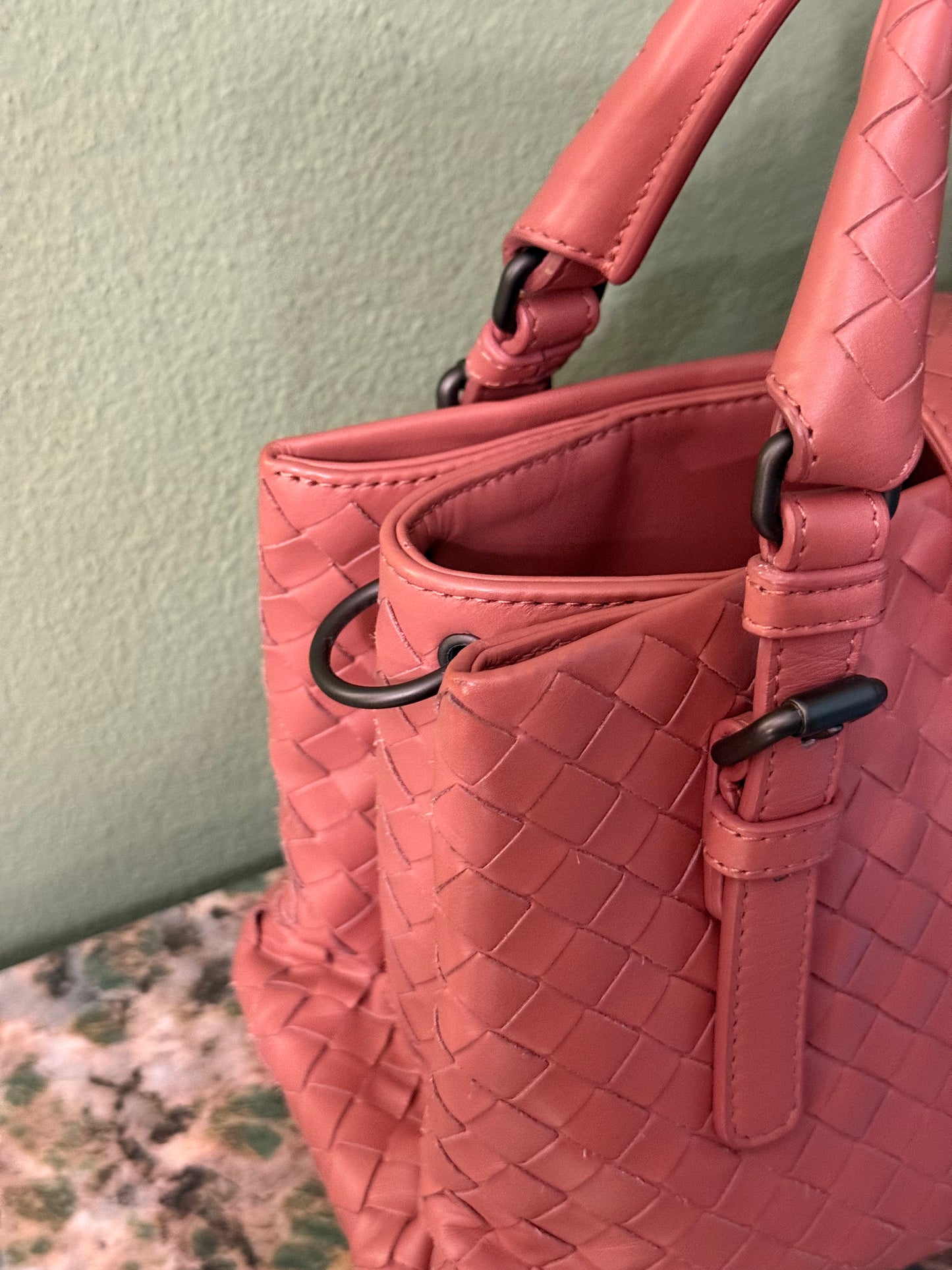 BOTTEGA VENETA PINK MINI ROMA HANDBAG
