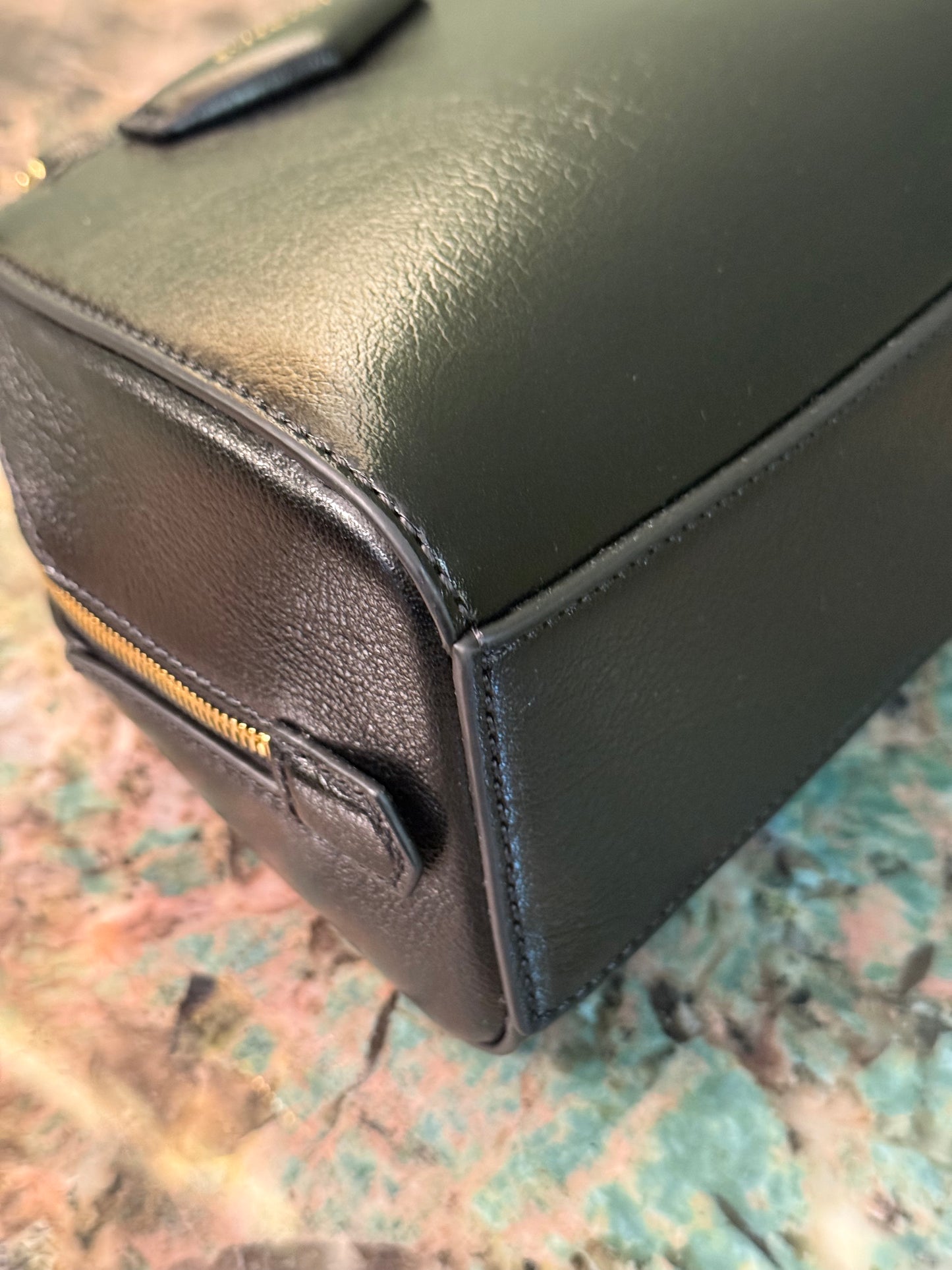 GIVENCHY BLACK MICRO ANTIGONA CUBE HANDBAG