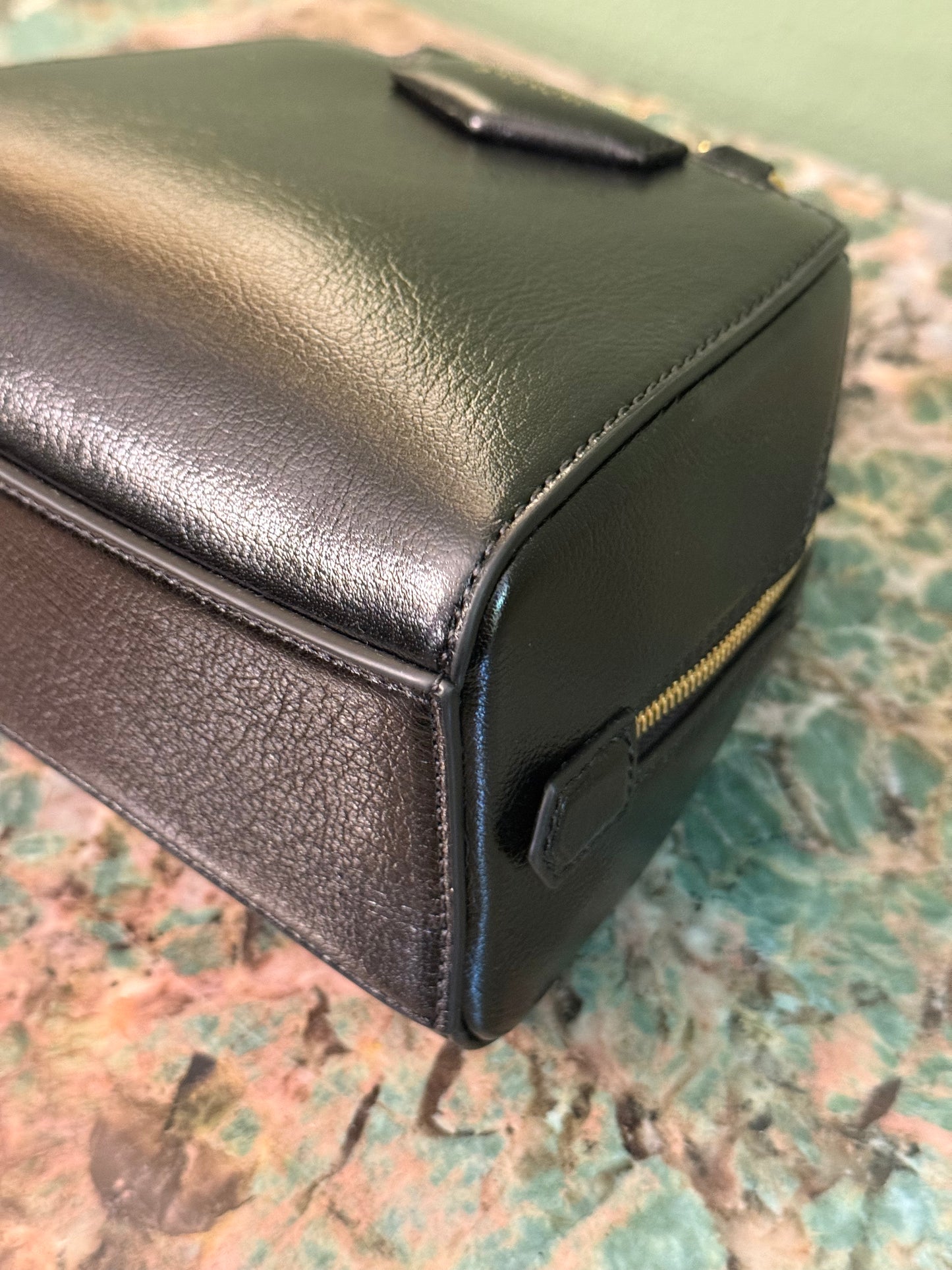 GIVENCHY BLACK MICRO ANTIGONA CUBE HANDBAG