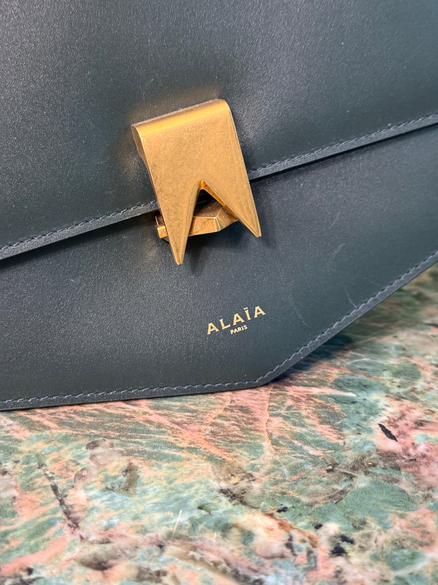 ALAIA GREEN LE PAPA CROSSBODY BAG