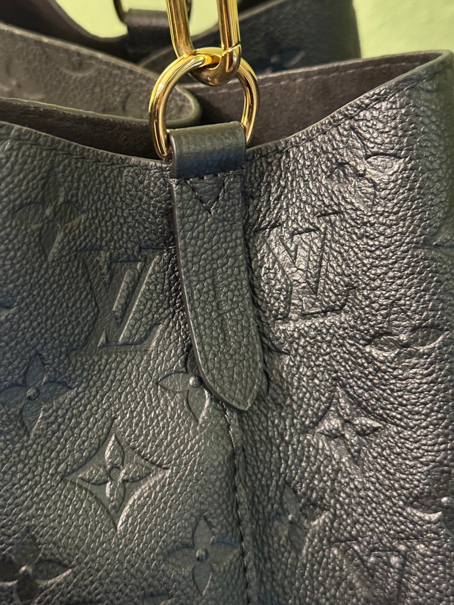 LOUIS VUITTON BLACK EMPREINTE NEO NOE SHOULDER BAG