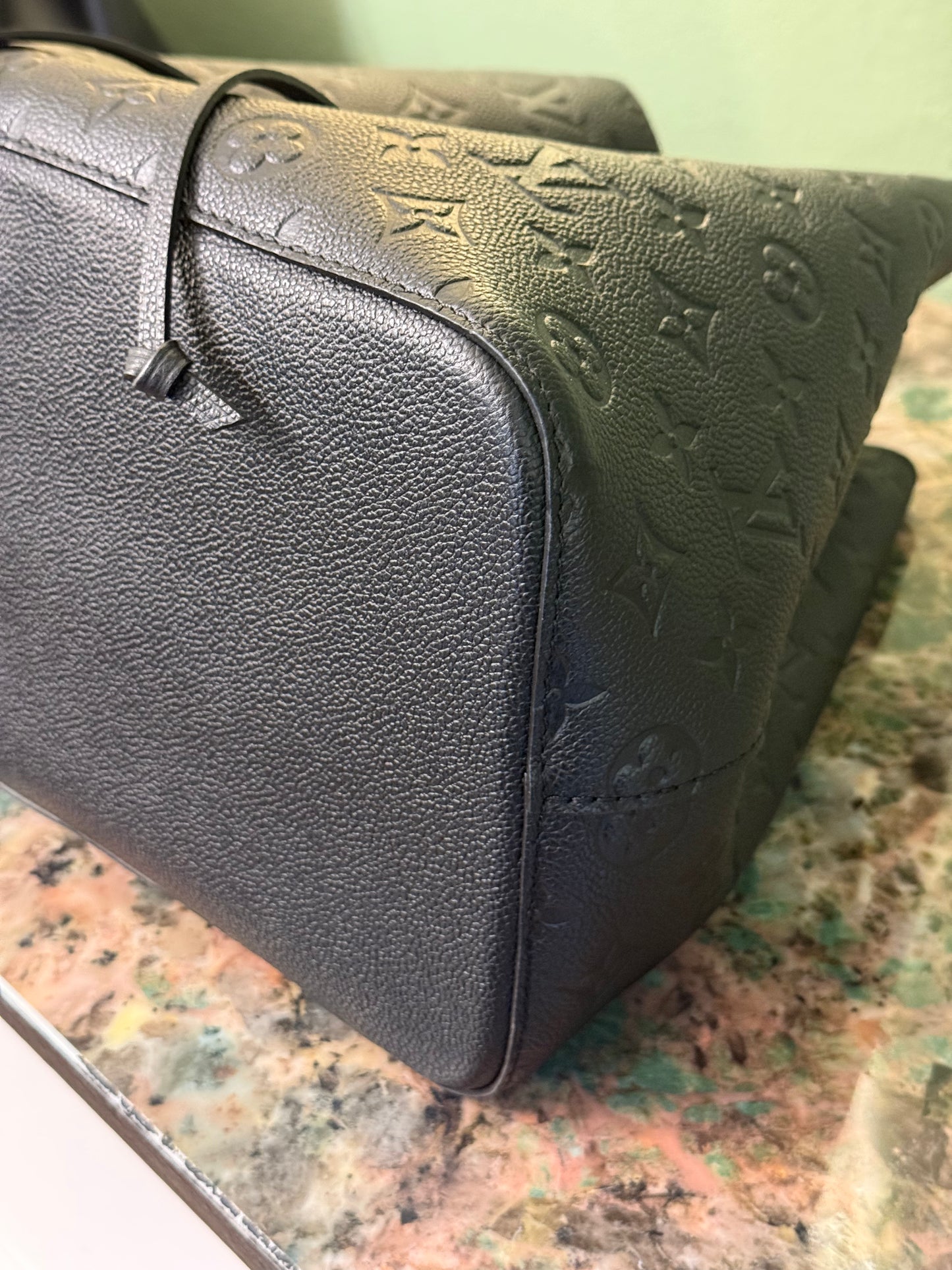 LOUIS VUITTON BLACK EMPREINTE NEO NOE SHOULDER BAG