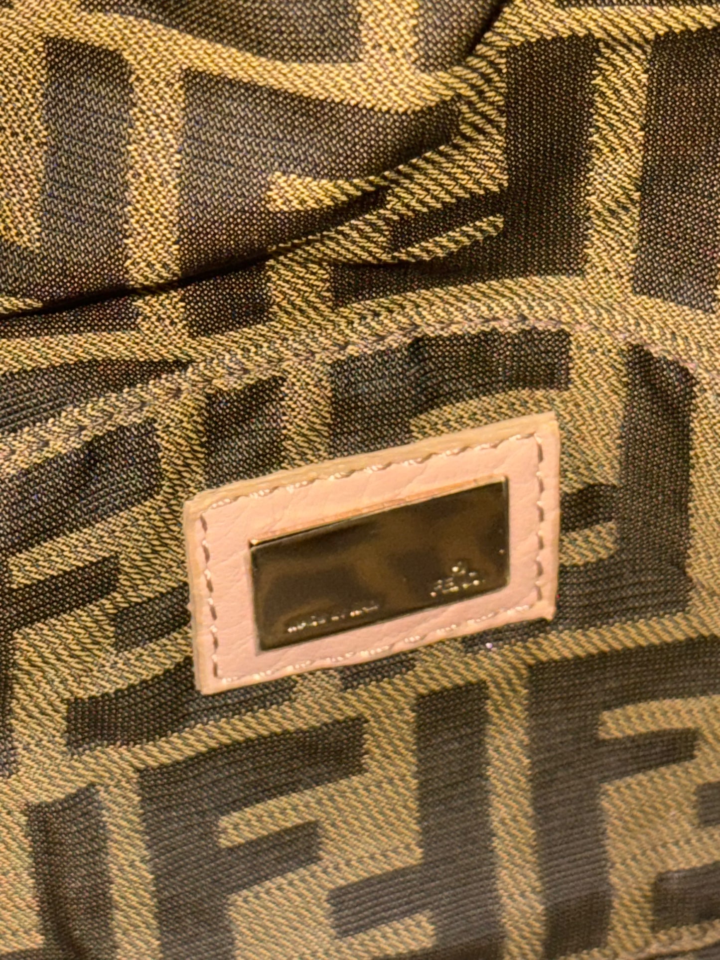 FENDI BEIGE SMALL SPY HANDBAG