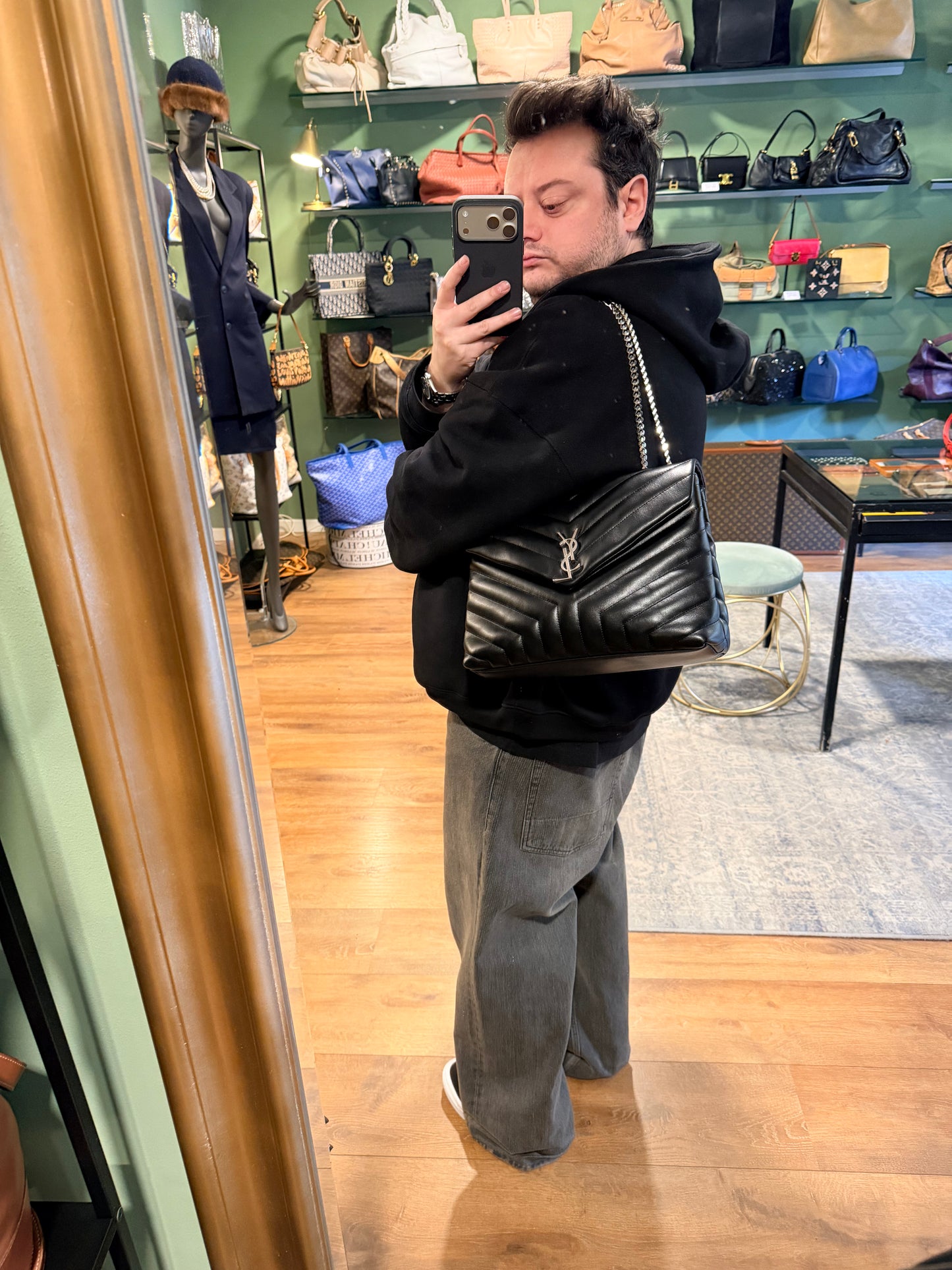 SAINT LAURENT BLACK MEDIUM LOU LOU SHOULDER BAG