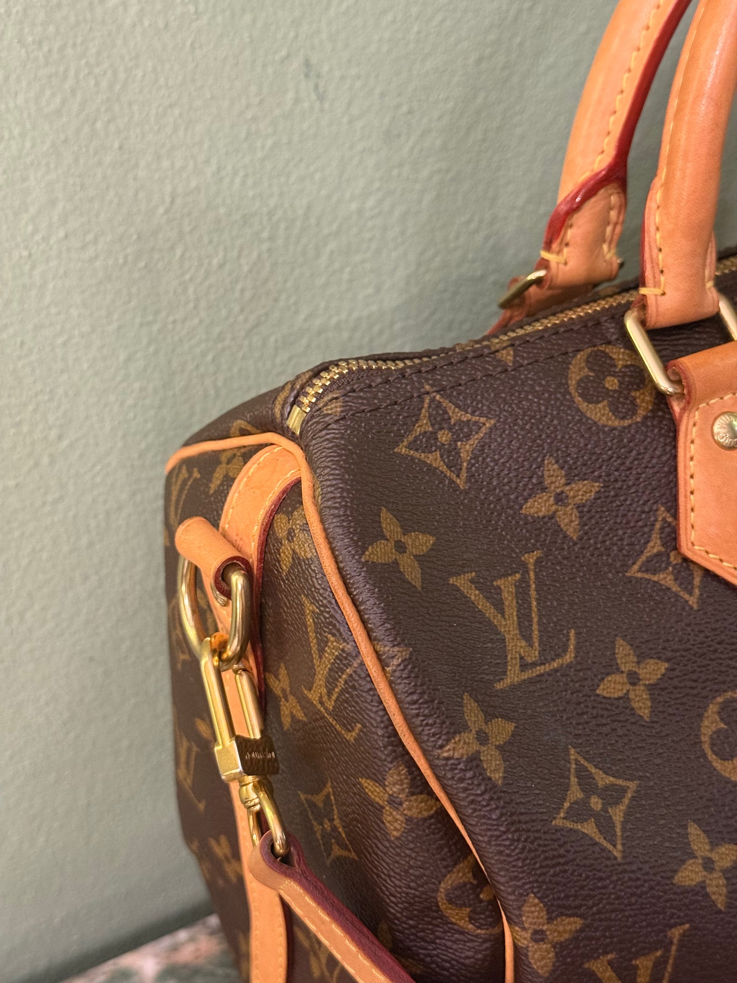 LOUIS VUITTON MONOGRAM SPEEDY BANDOULIERE 30 BOSTON BAG