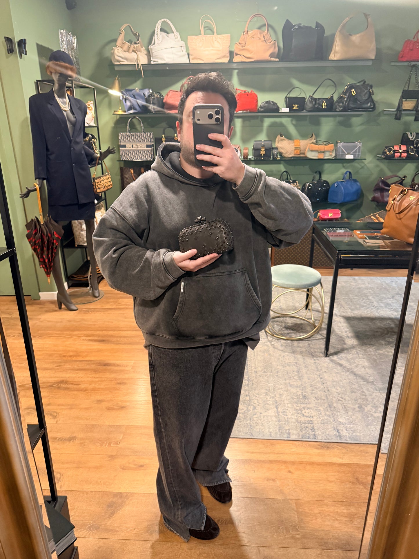 BOTTEGA VENETA GRAY STUDDED KNOT CLUTCH