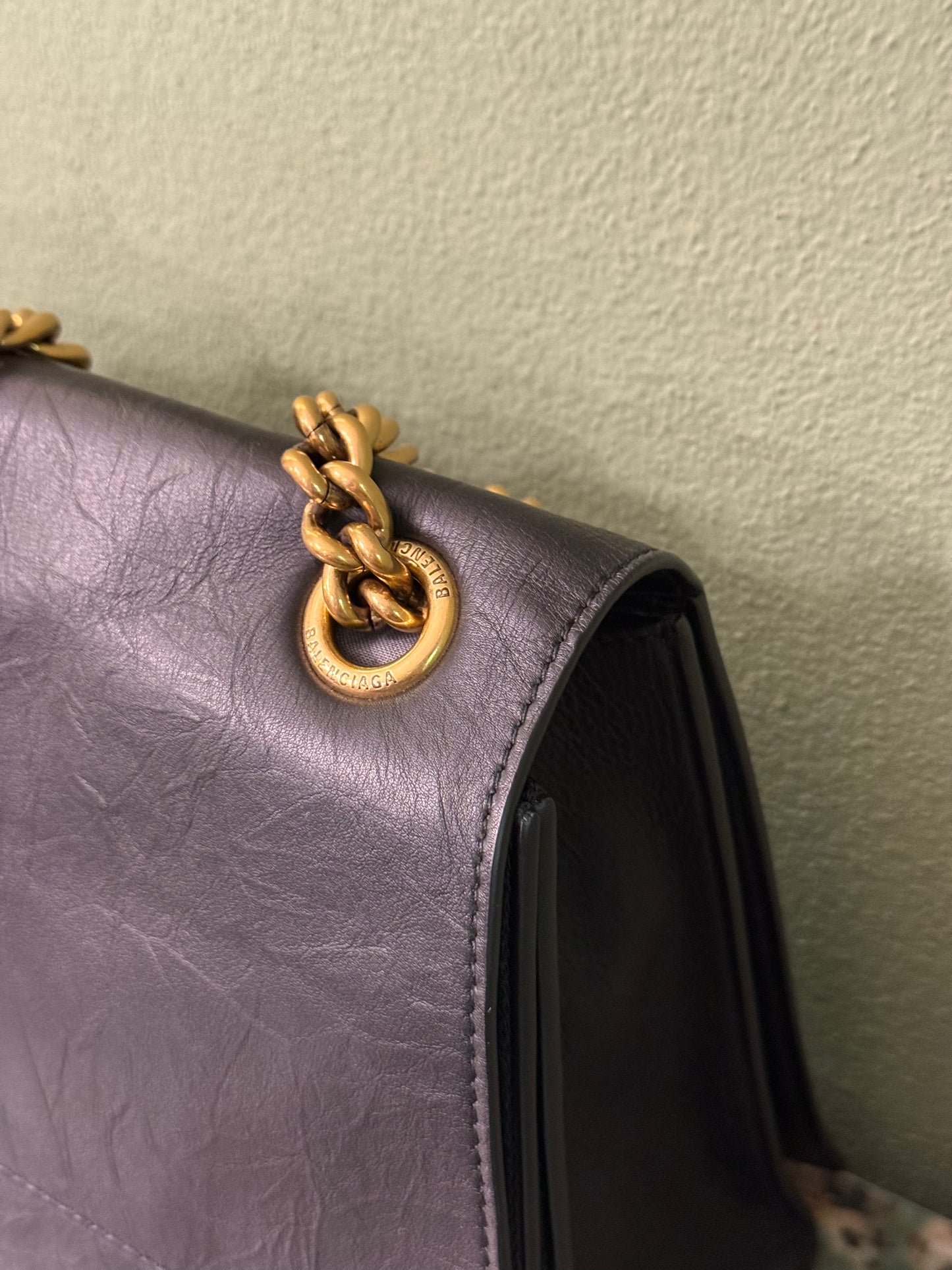BALENCIAGA BLACK MEDIUM CRUSH SHOULDER BAG