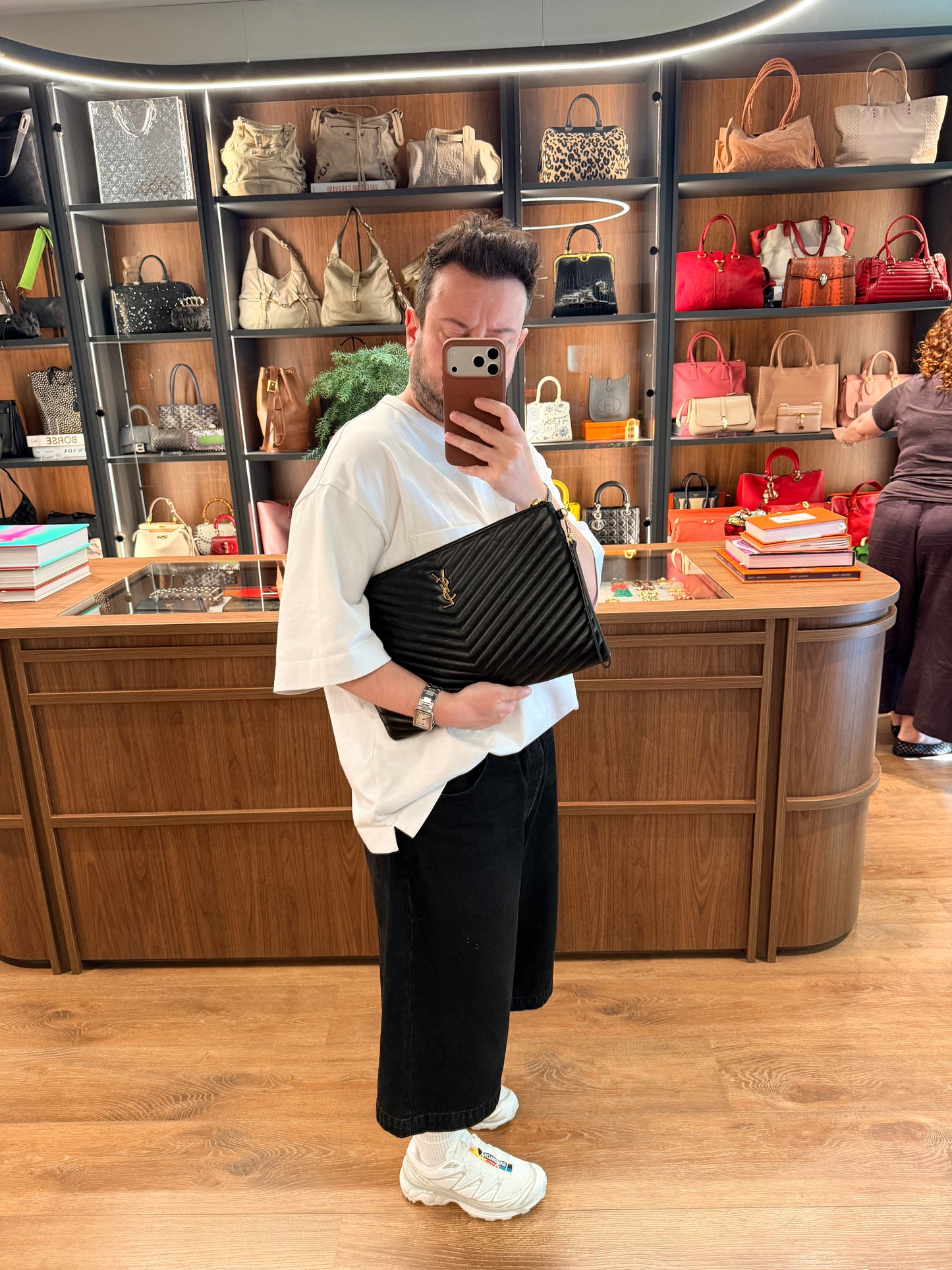 SAINT LAURENT BLACK CHEVRON LARGE POCHETTE