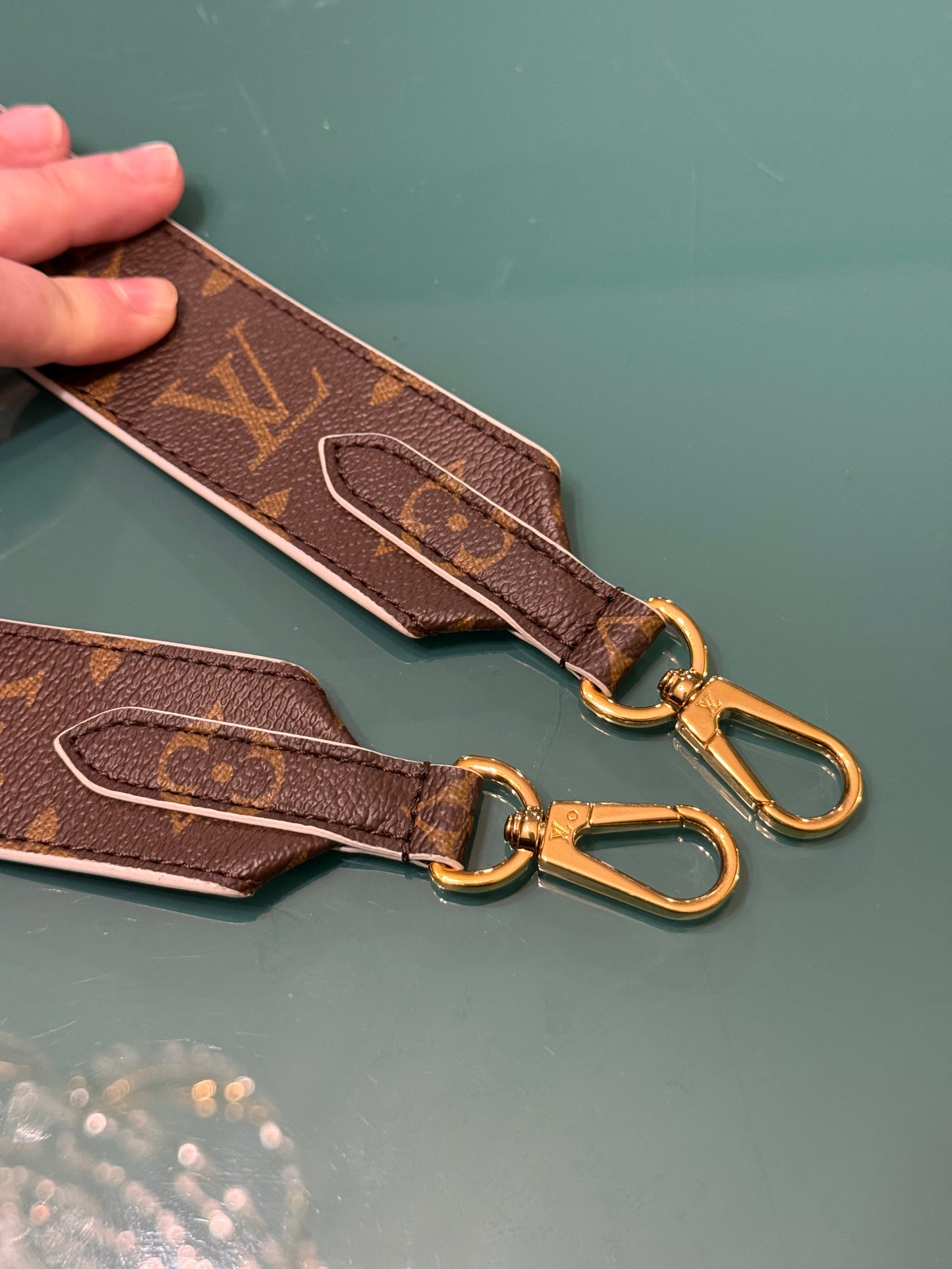 LOUIS VUITTON MONOGRAM REMOVABLE SHOULDER STRAP