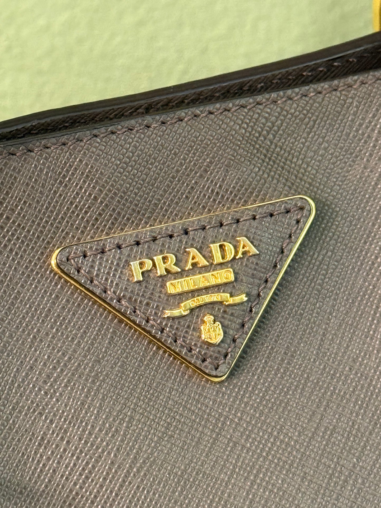 PRADA BROWN LARGE GALLERIA HANDBAG
