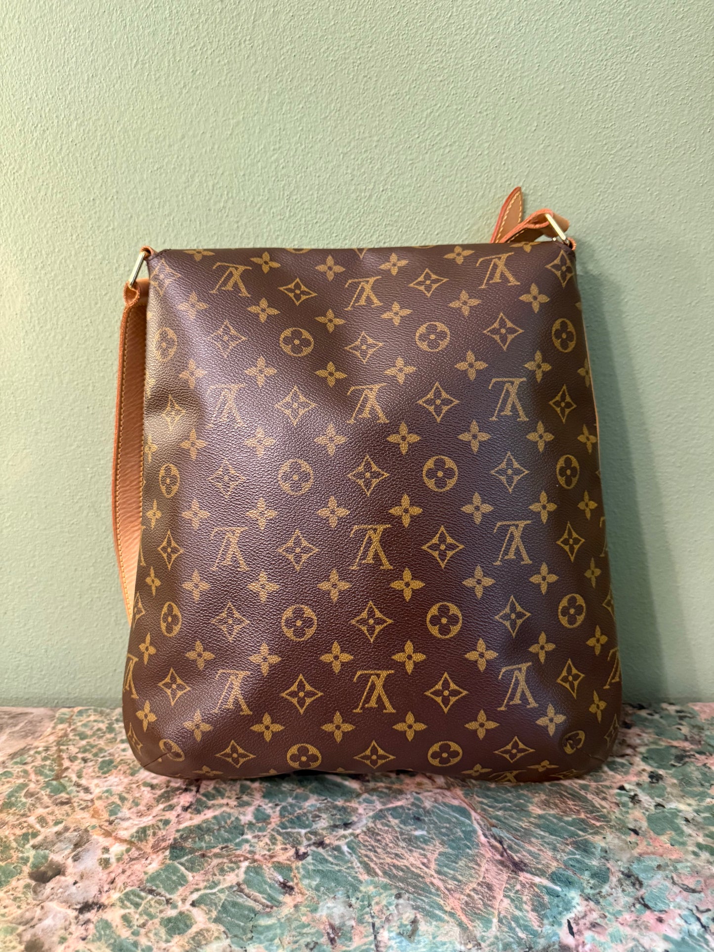LOUIS VUITTON MONOGRAM MUSETTE CROSSBODY BAG