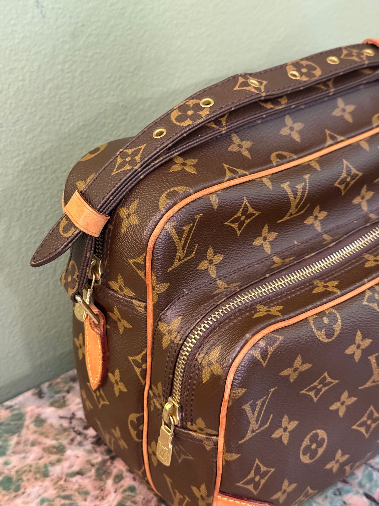 LOUIS VUITTON MONOGRAM NIL CROSSBODY BAG