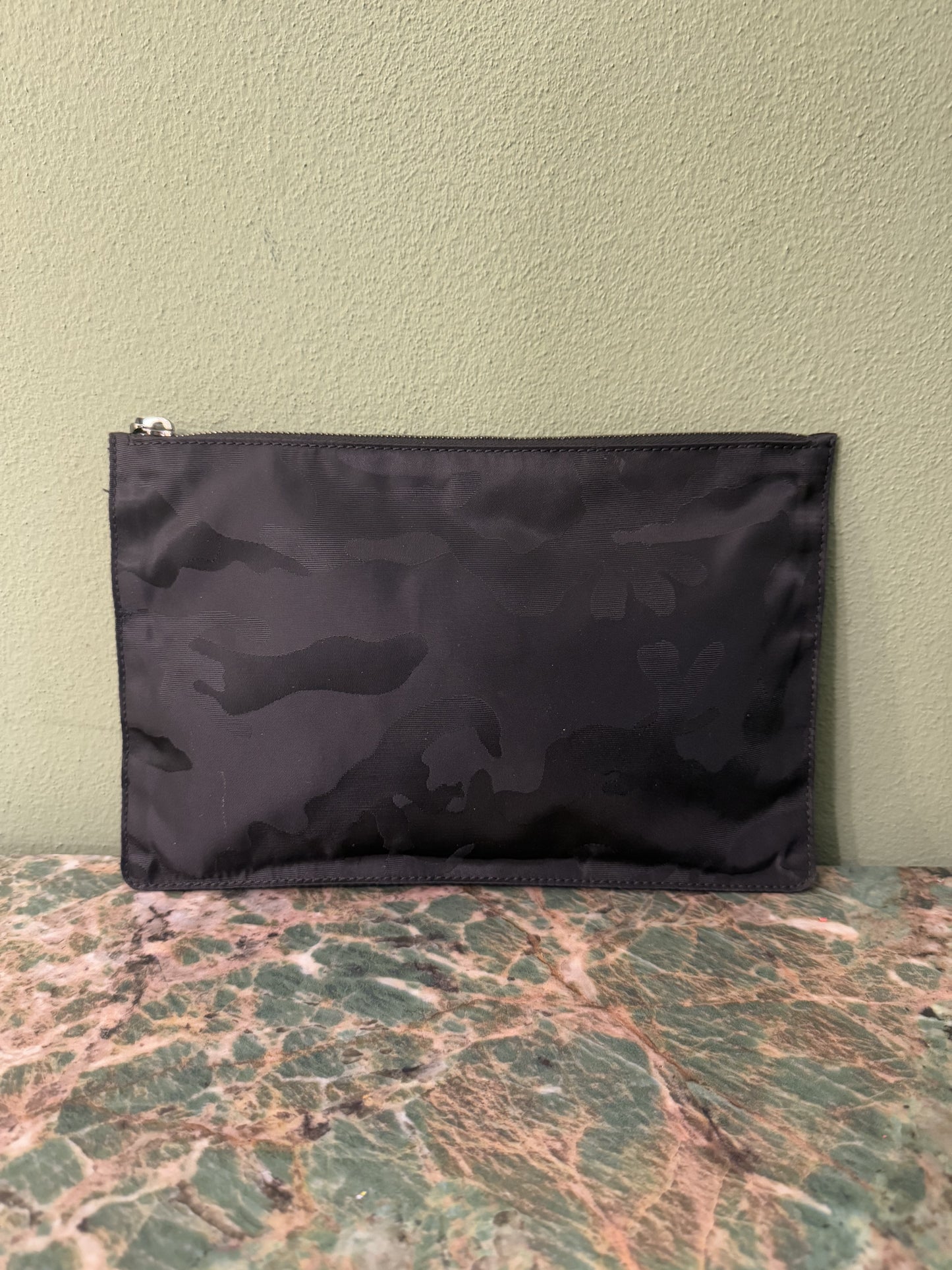 VALENTINO BLACK CAMOUFLAGE FLAT POCHETTE