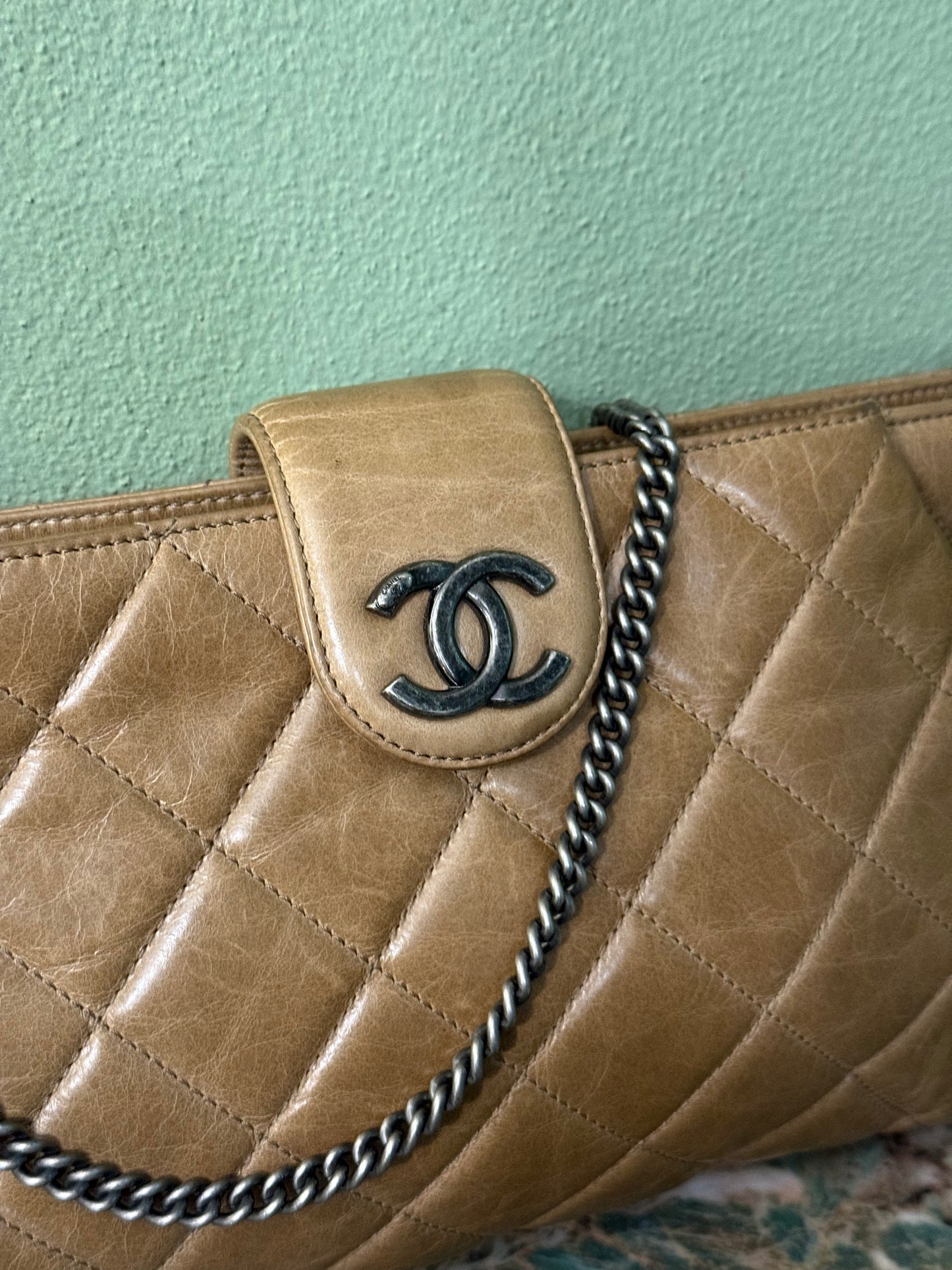 CHANEL DARK BEIGE CHAIN POCHETTE