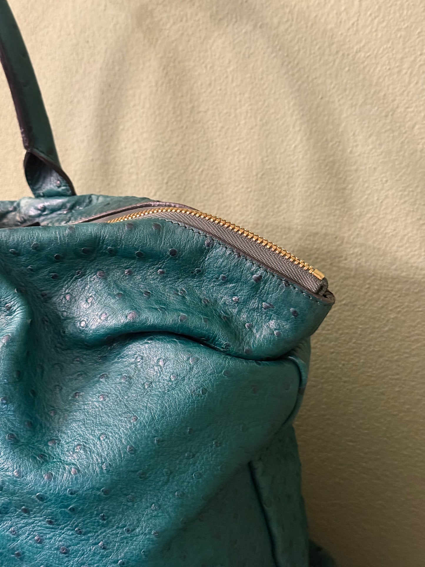 CHLOÉ GREEN OSTRICH LARGE HANDBAG