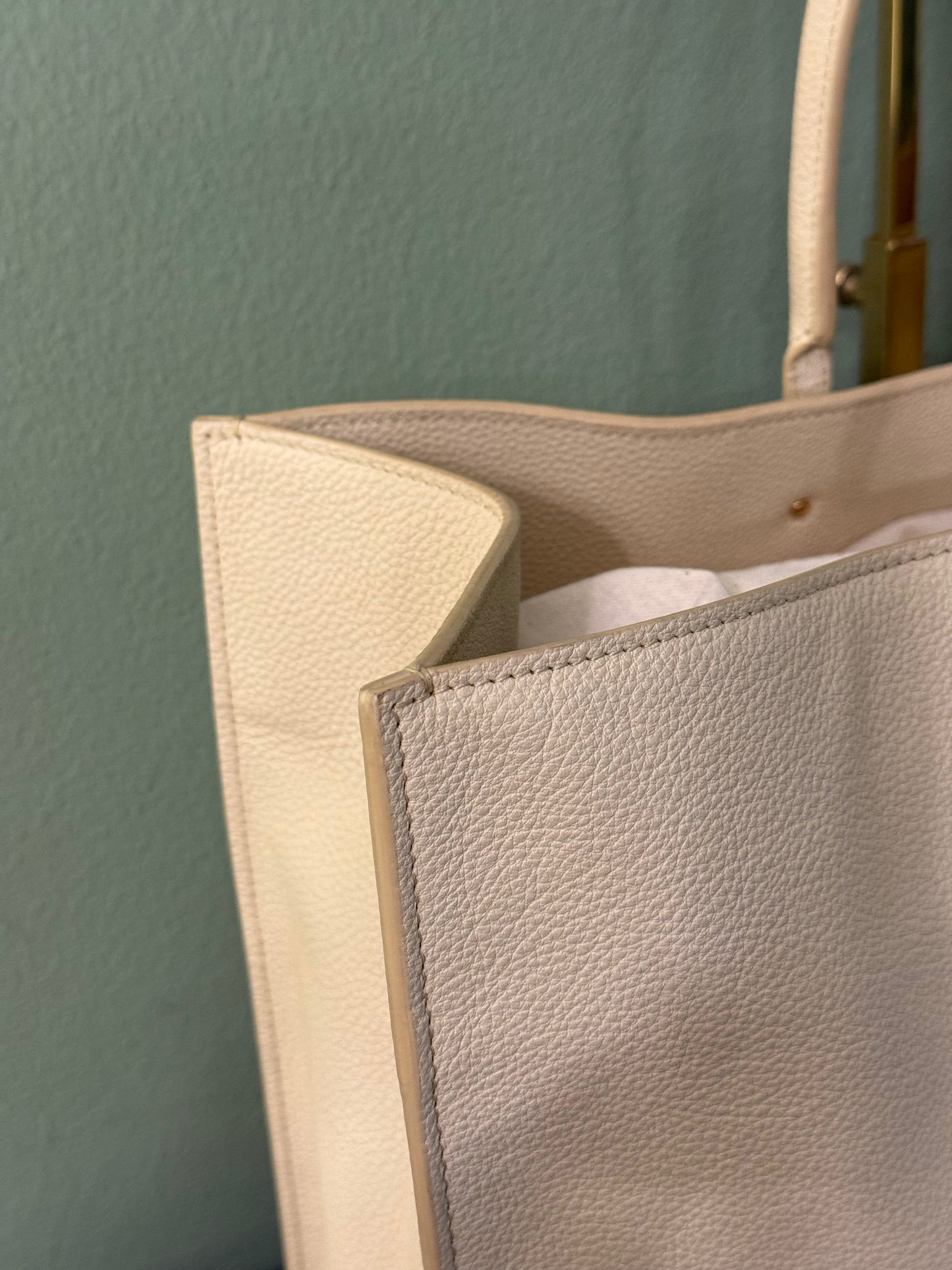 BALENCIAGA BUTTER YELLOW LARGE PAPIER EDGE HANDBAG