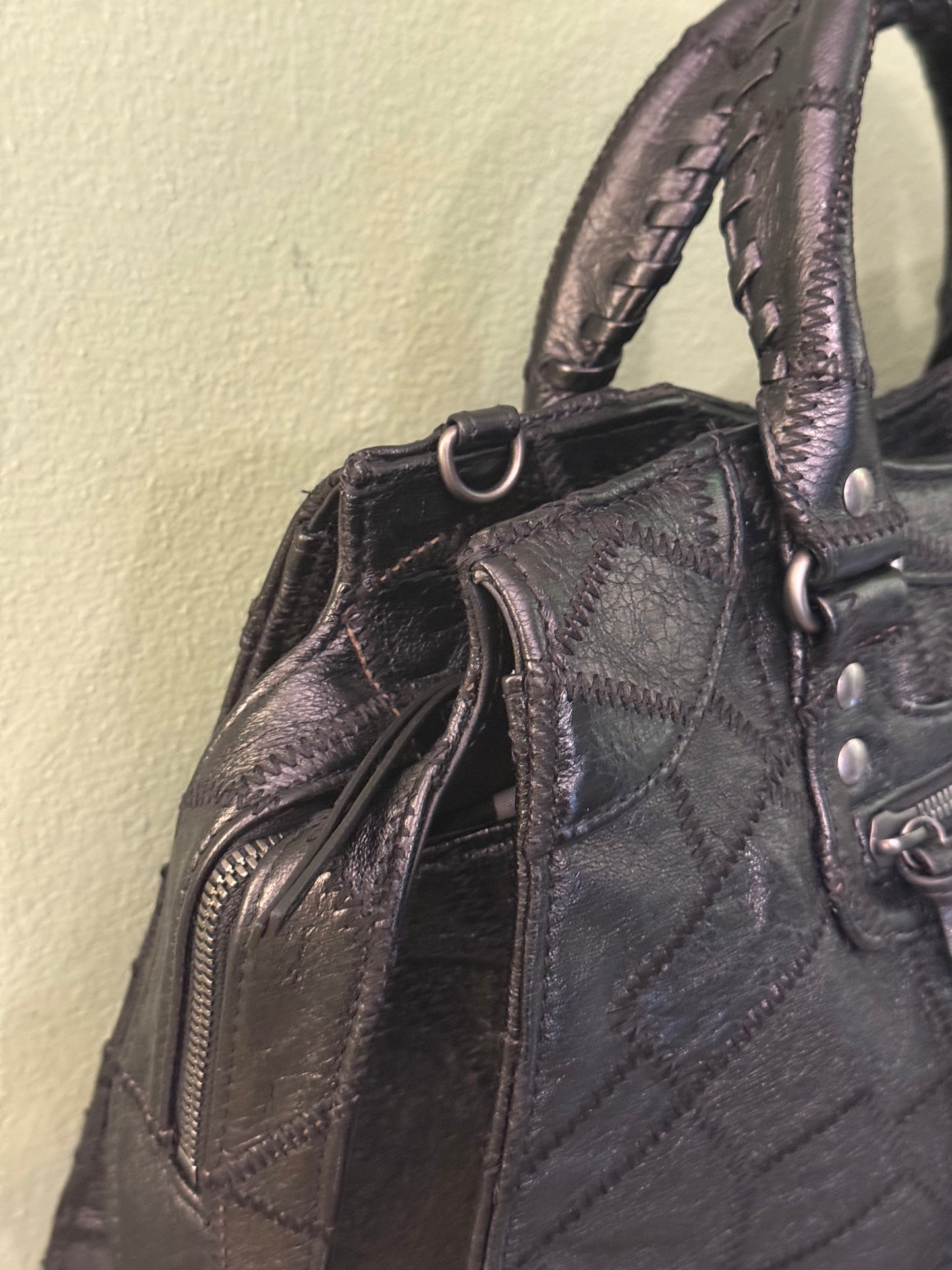 BALENCIAGA BLACK PATCHWORK MEDIUM NEO CITY HANDBAG