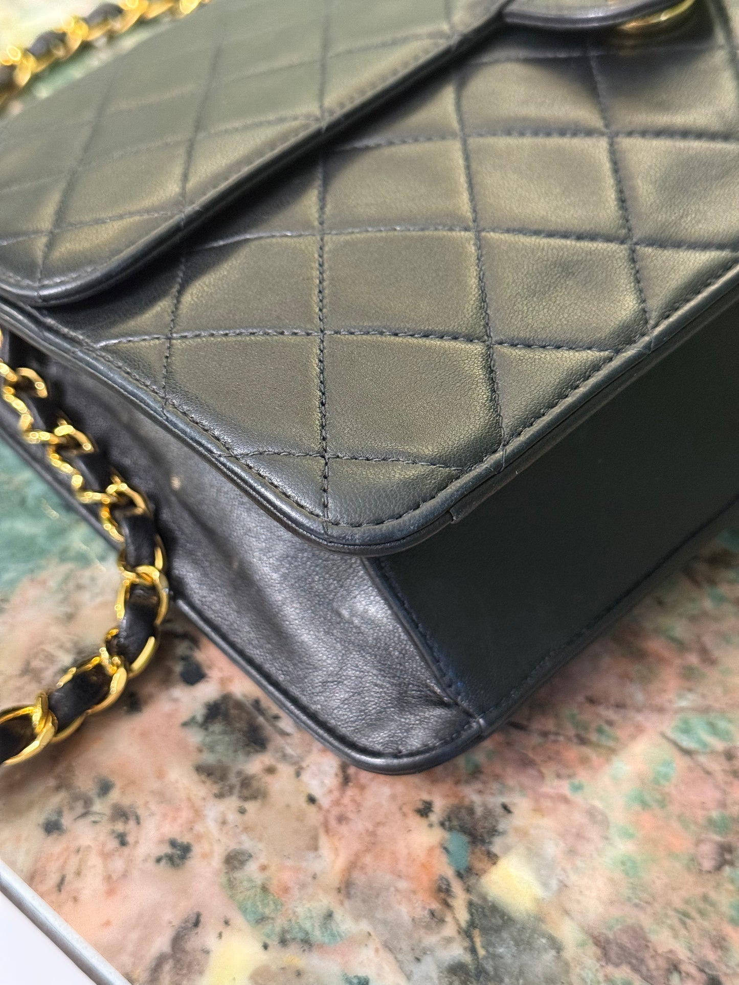 CHANEL BLACK LAMBSKIN SINGLE FLAP SHOULDER BAG