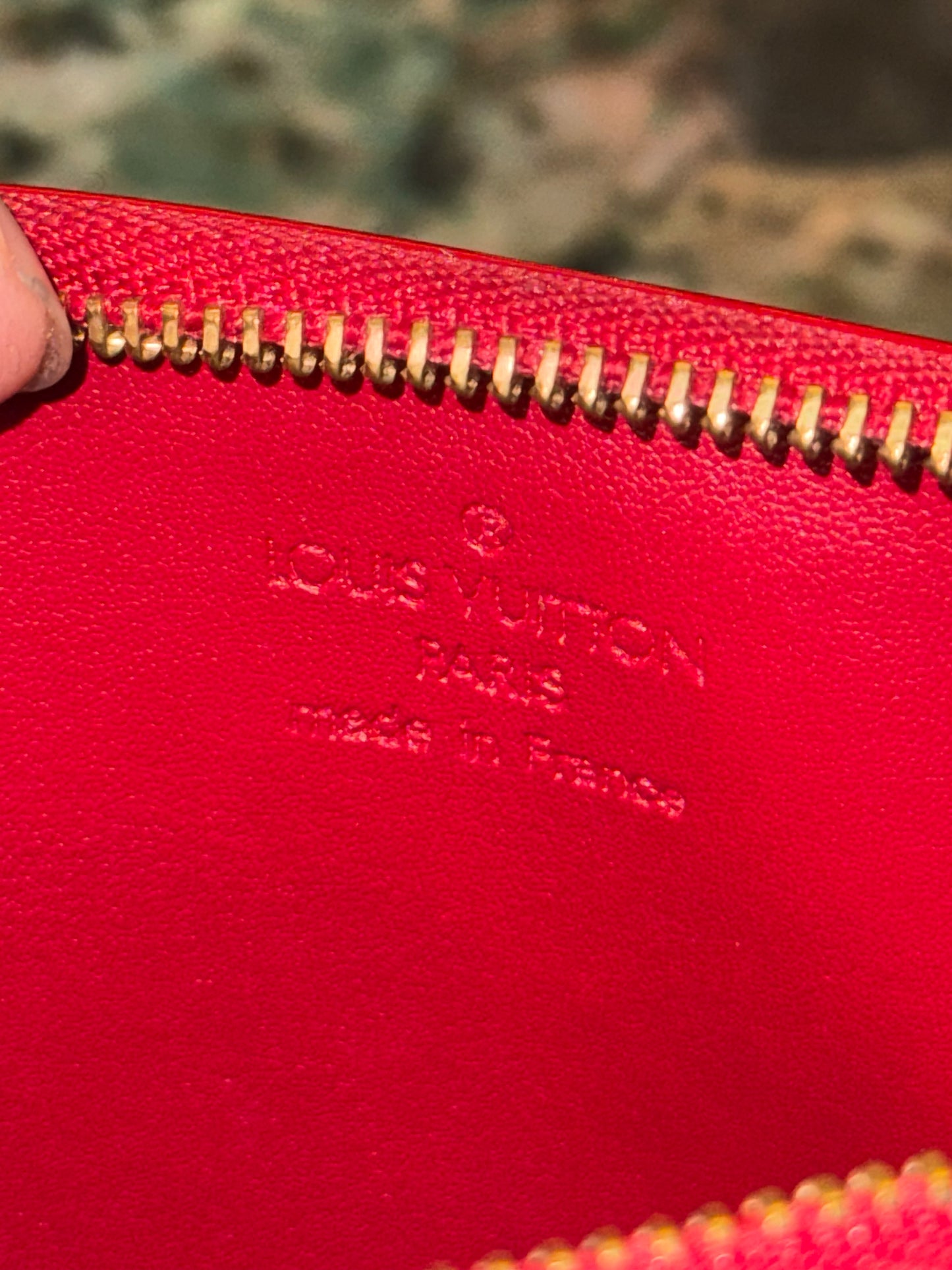 LOUIS VUITTON MONOGRAM VERNIS RED POCHETTE LEXINGTON