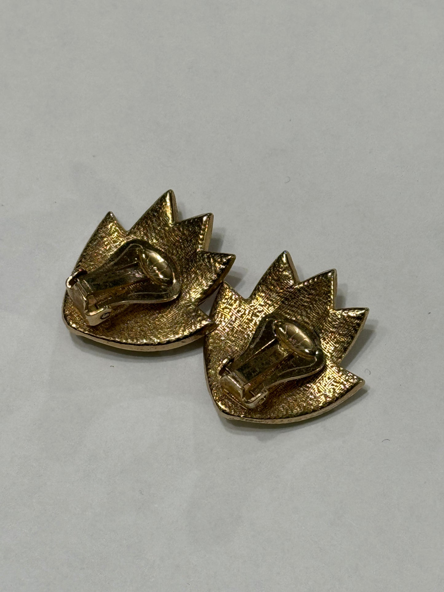 VINTAGE 60'S GOLD EARRINGS