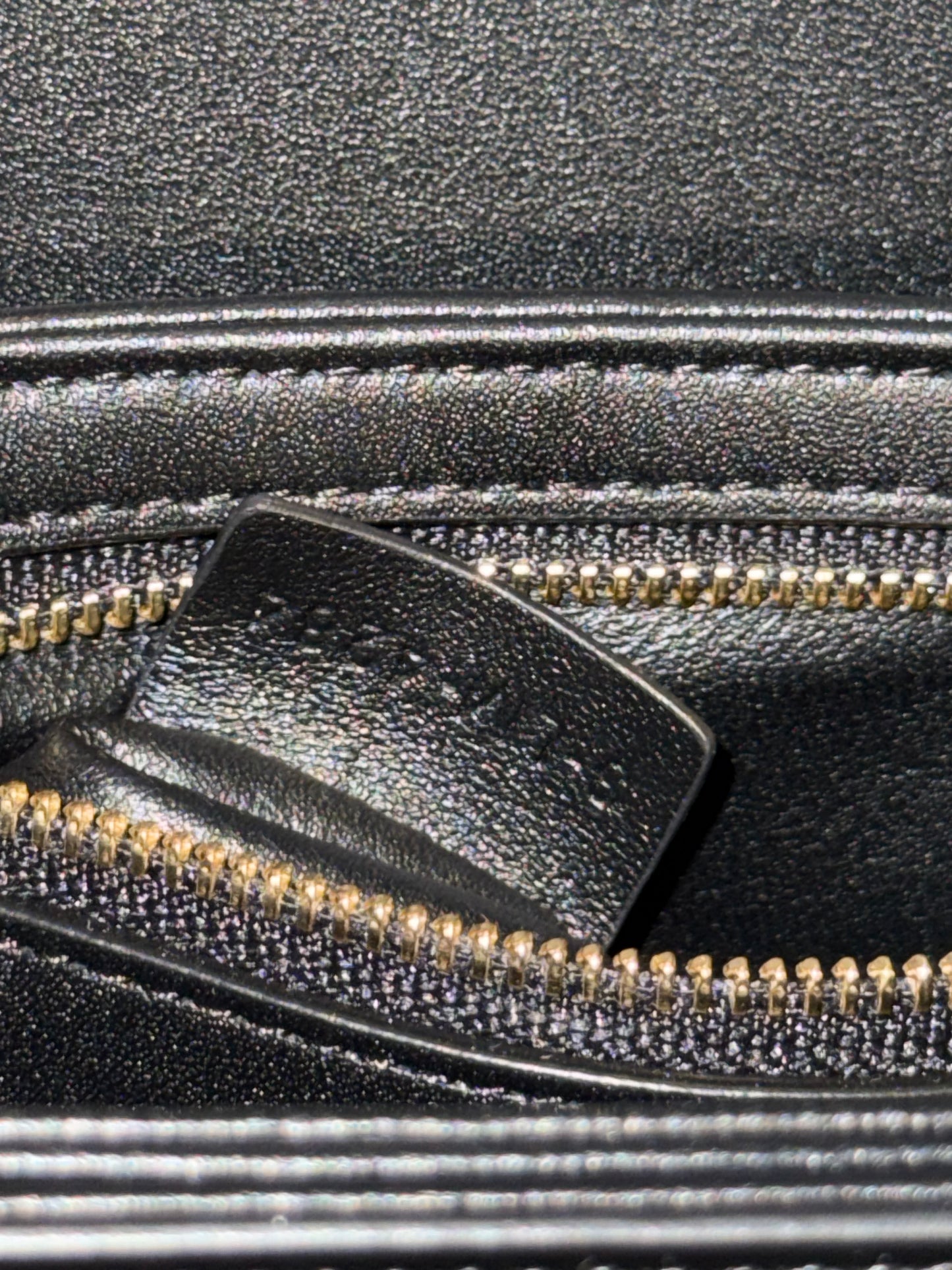 CELINE BLACK TEEN TRIOMPHE CORSSBODY BAG