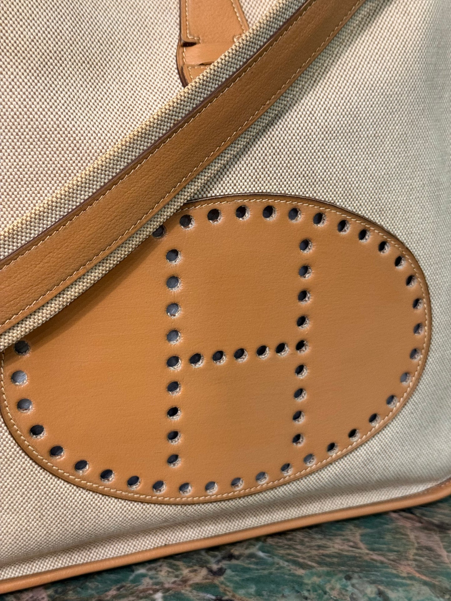 HERMÈS BEIGE TOILE EVELYNE CROSSBODY BAG