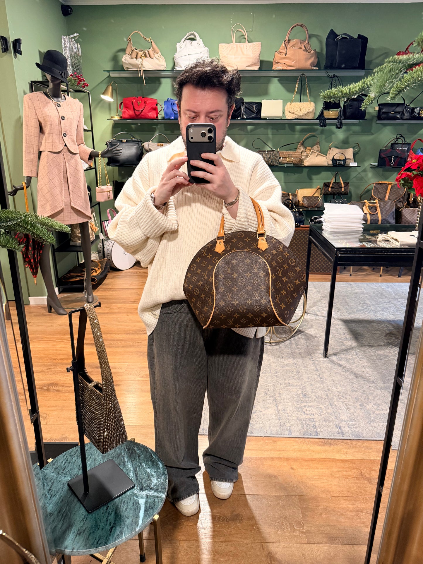 LOUIS VUITTON MONOGRAM ELLIPSE GM HANDBAG