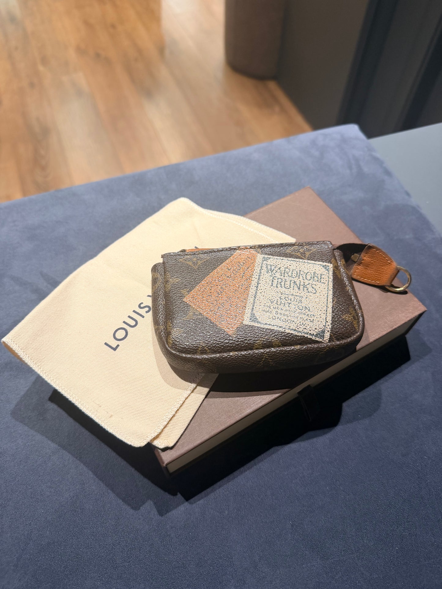 LOUIS VUITTON MONOGRAM WARDROBE TRUNKS KEY POUCH