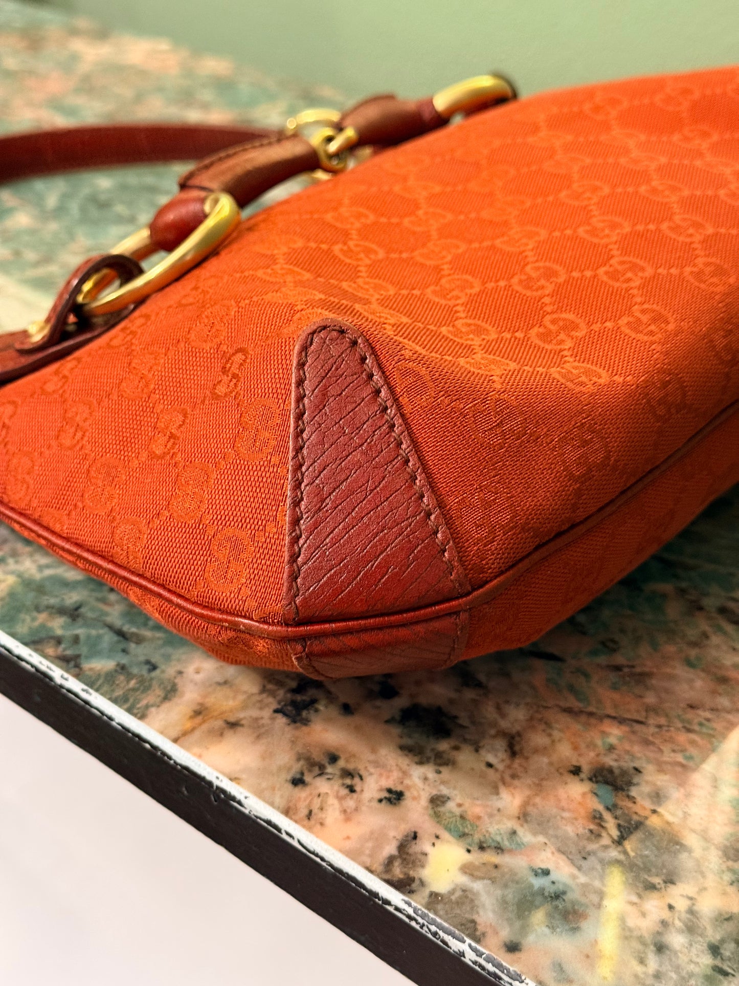 GUCCI RED MONOGRAM HORSEBIT HOBO BAG