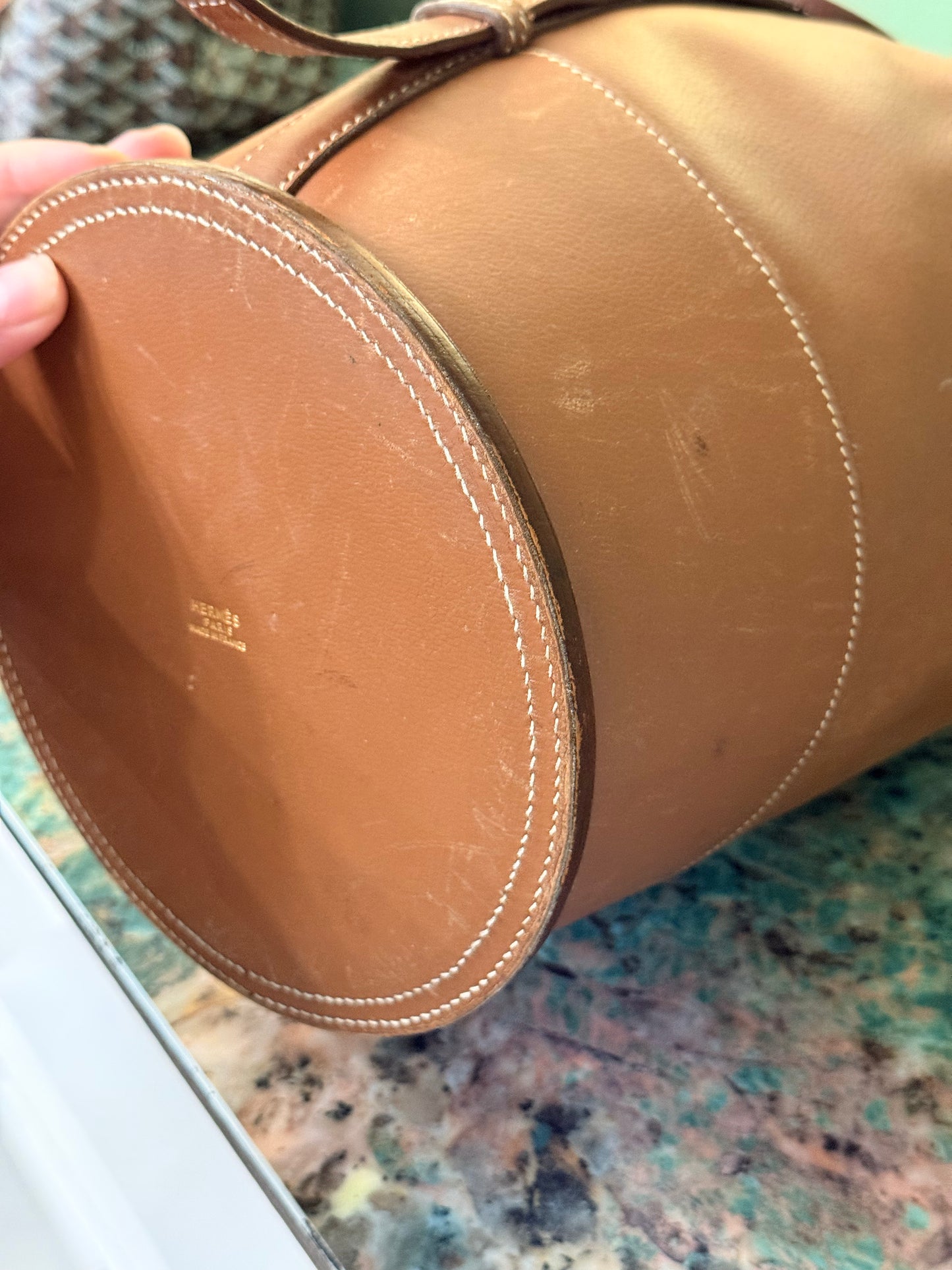 HERMÈS GOLD COURCHEVEL BUCKET BAG